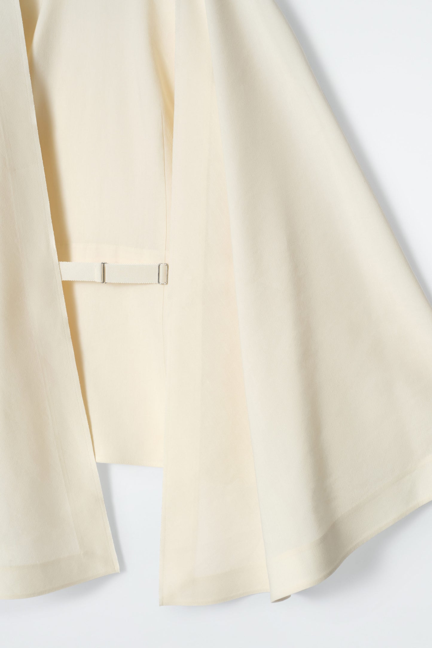 Deconstructed open-back top
