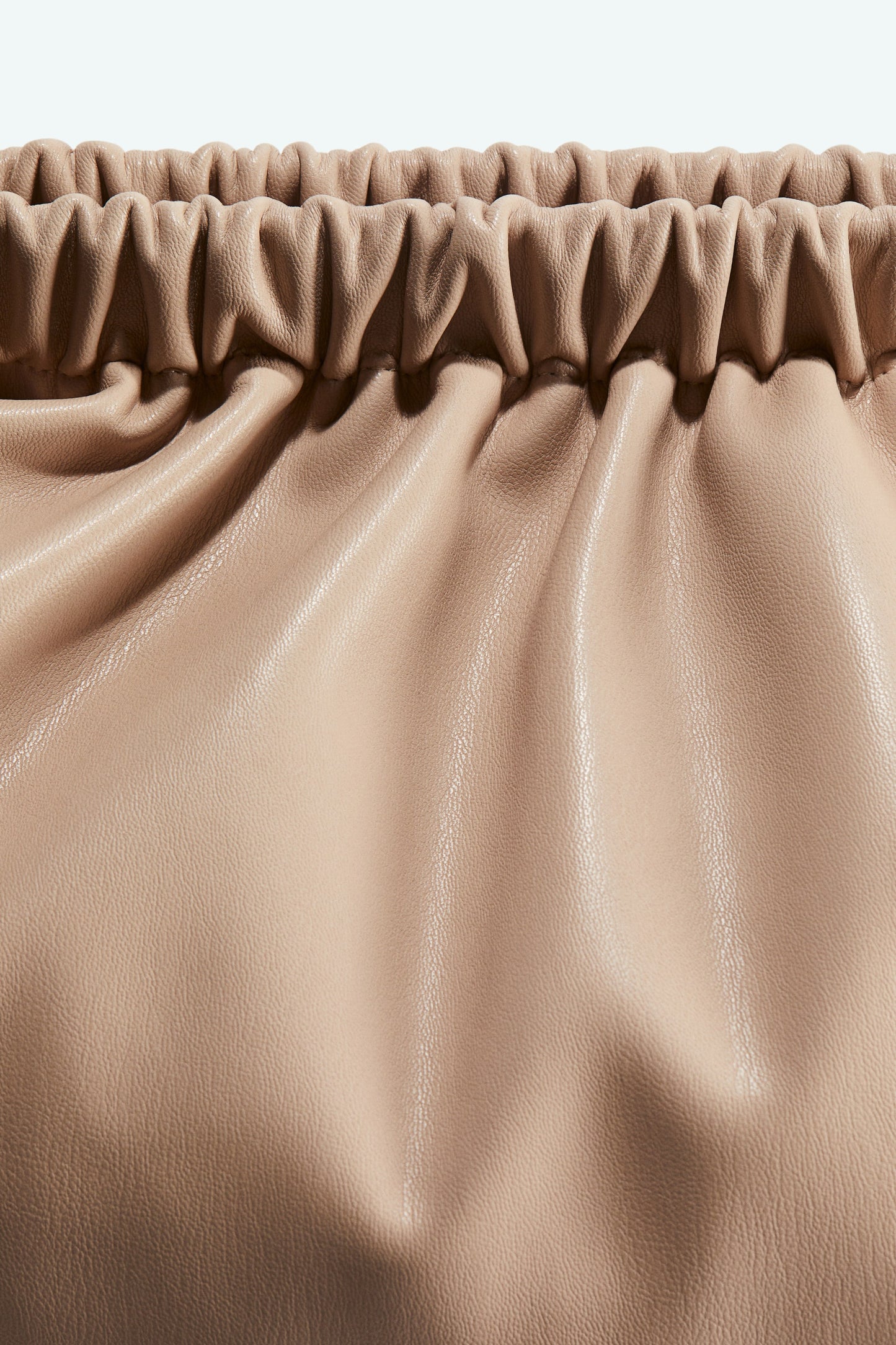Coated clutch