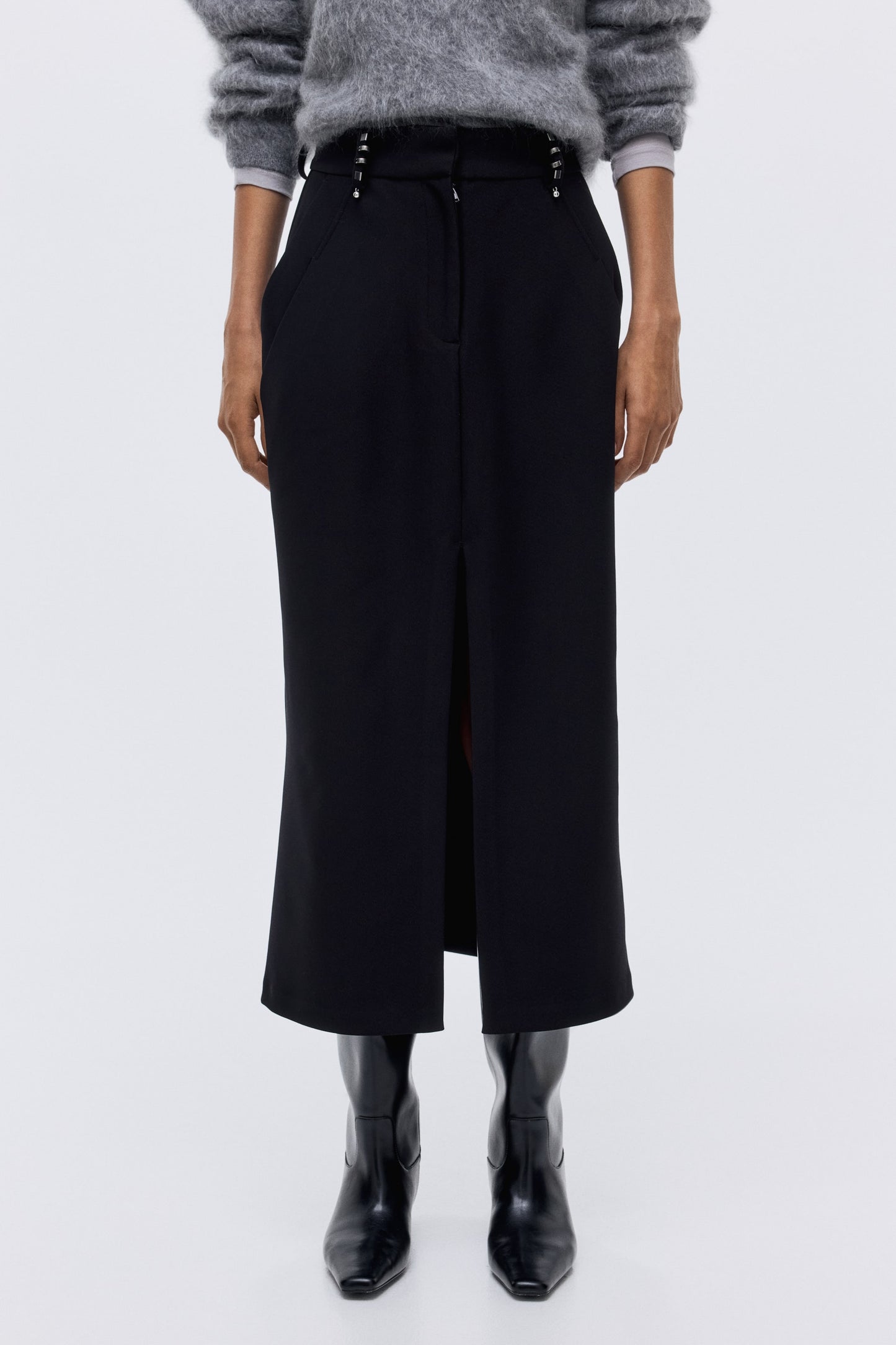Rivet-detail pencil skirt