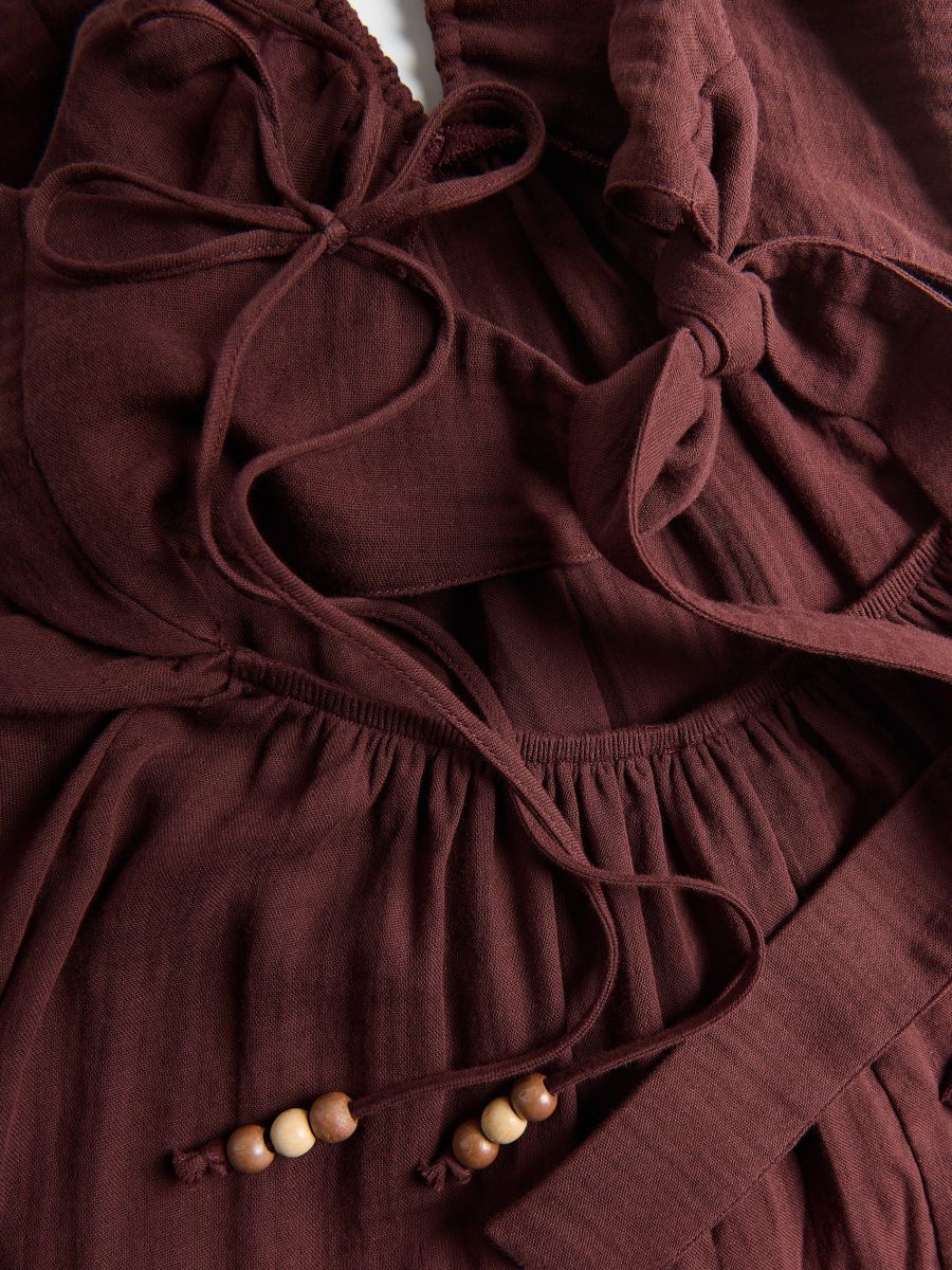 Cotton dress with tie detail