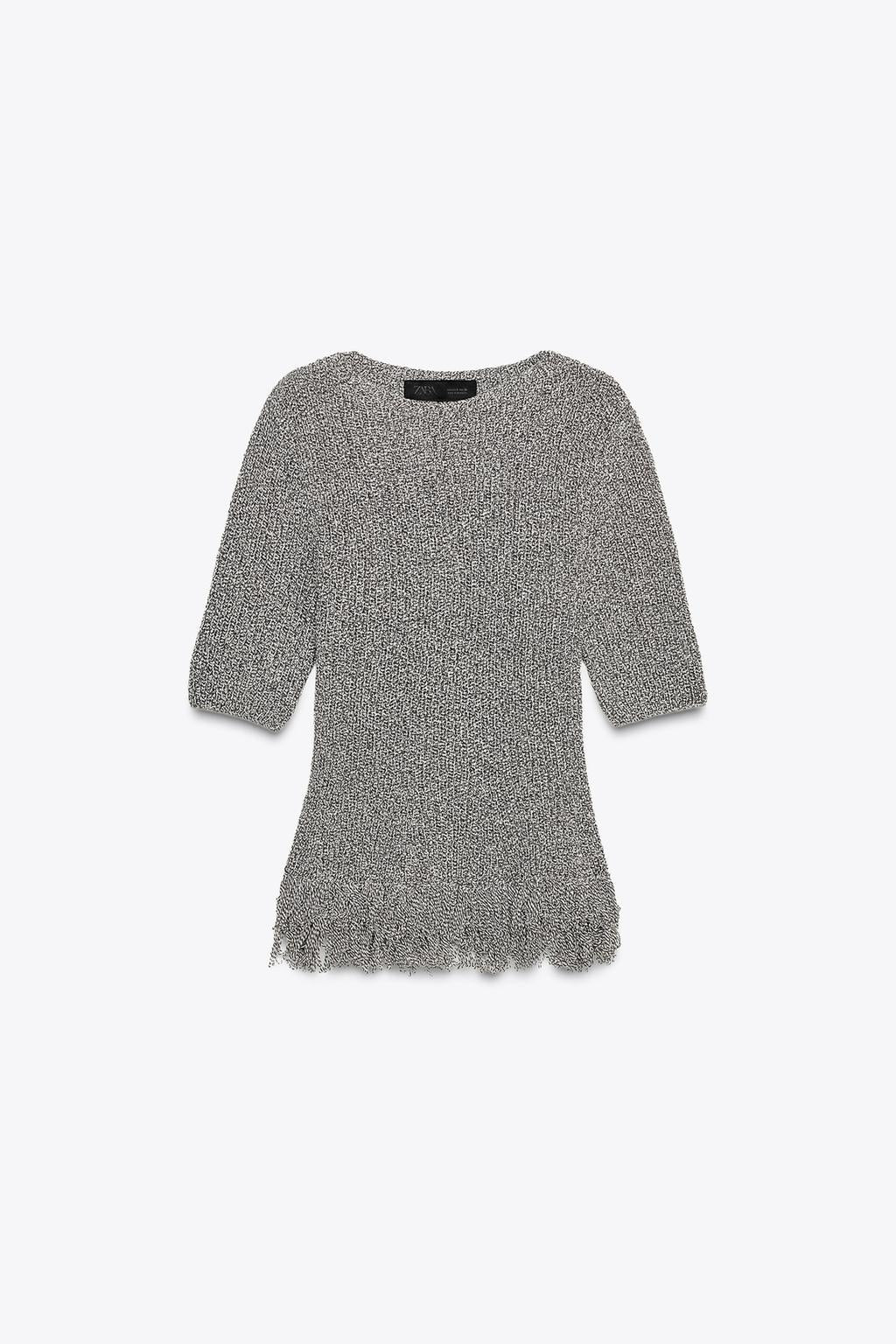 Fitted Knit Top With Fringing