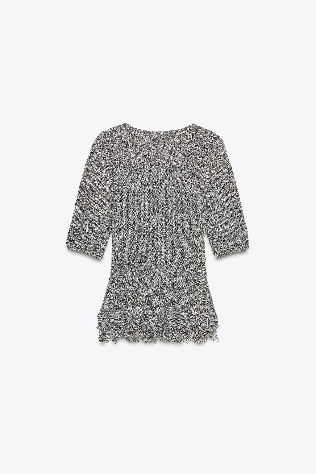 Fitted Knit Top With Fringing