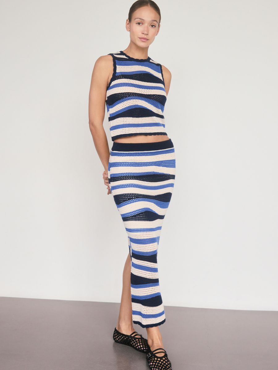 Stripe top