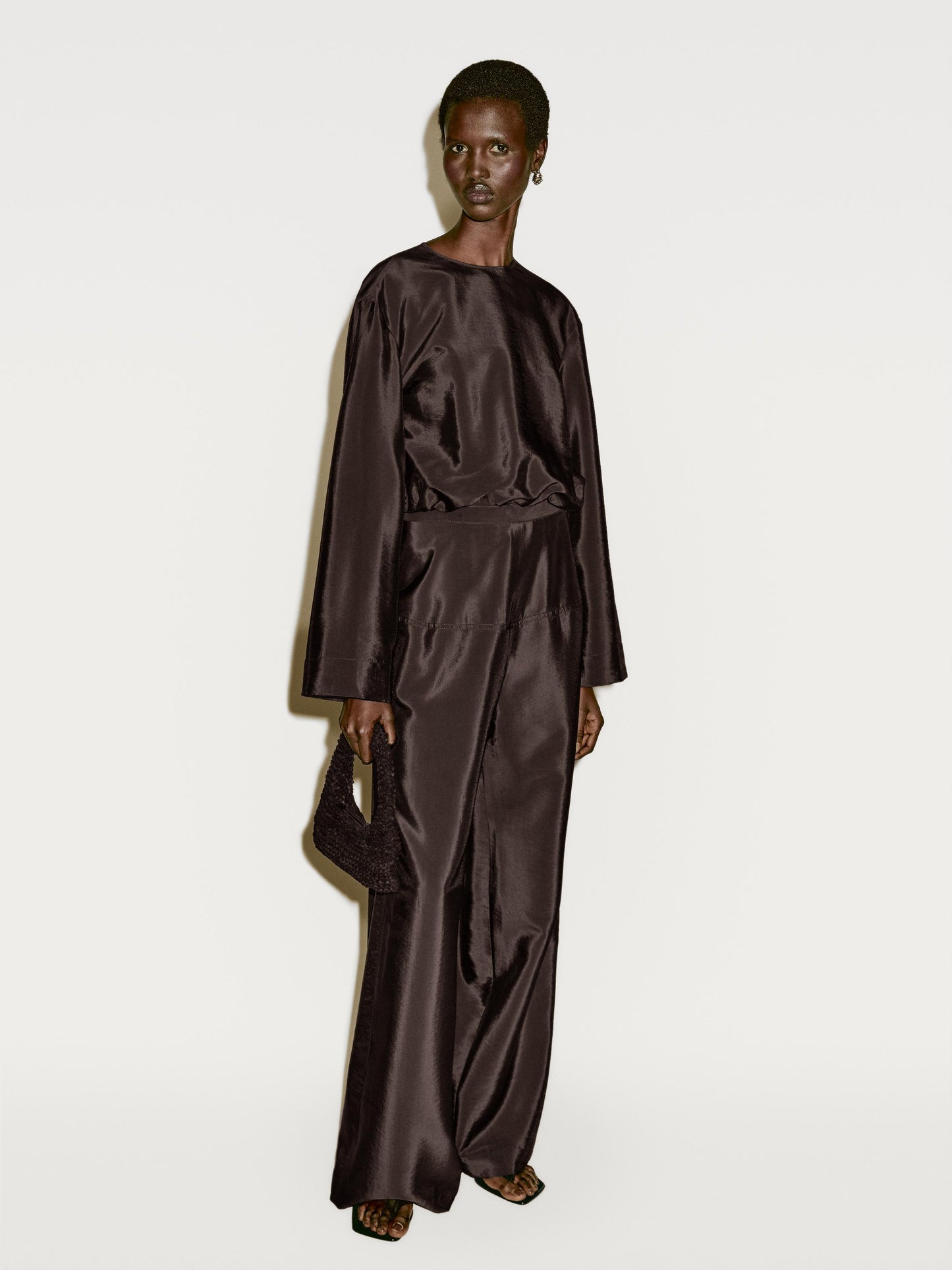 Flowing satin corset belt trousers
