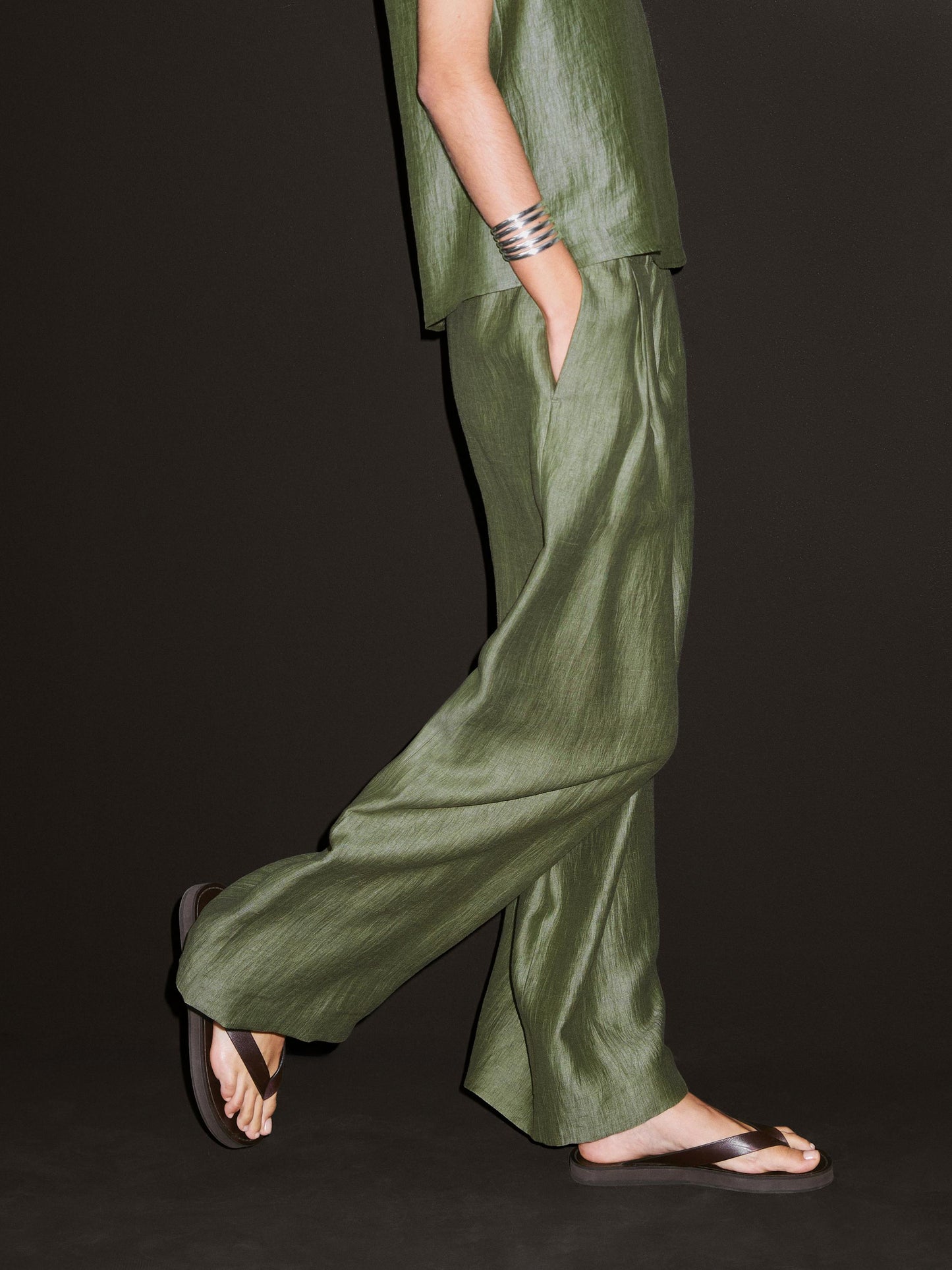 Straight fit flowing linen blend trousers
