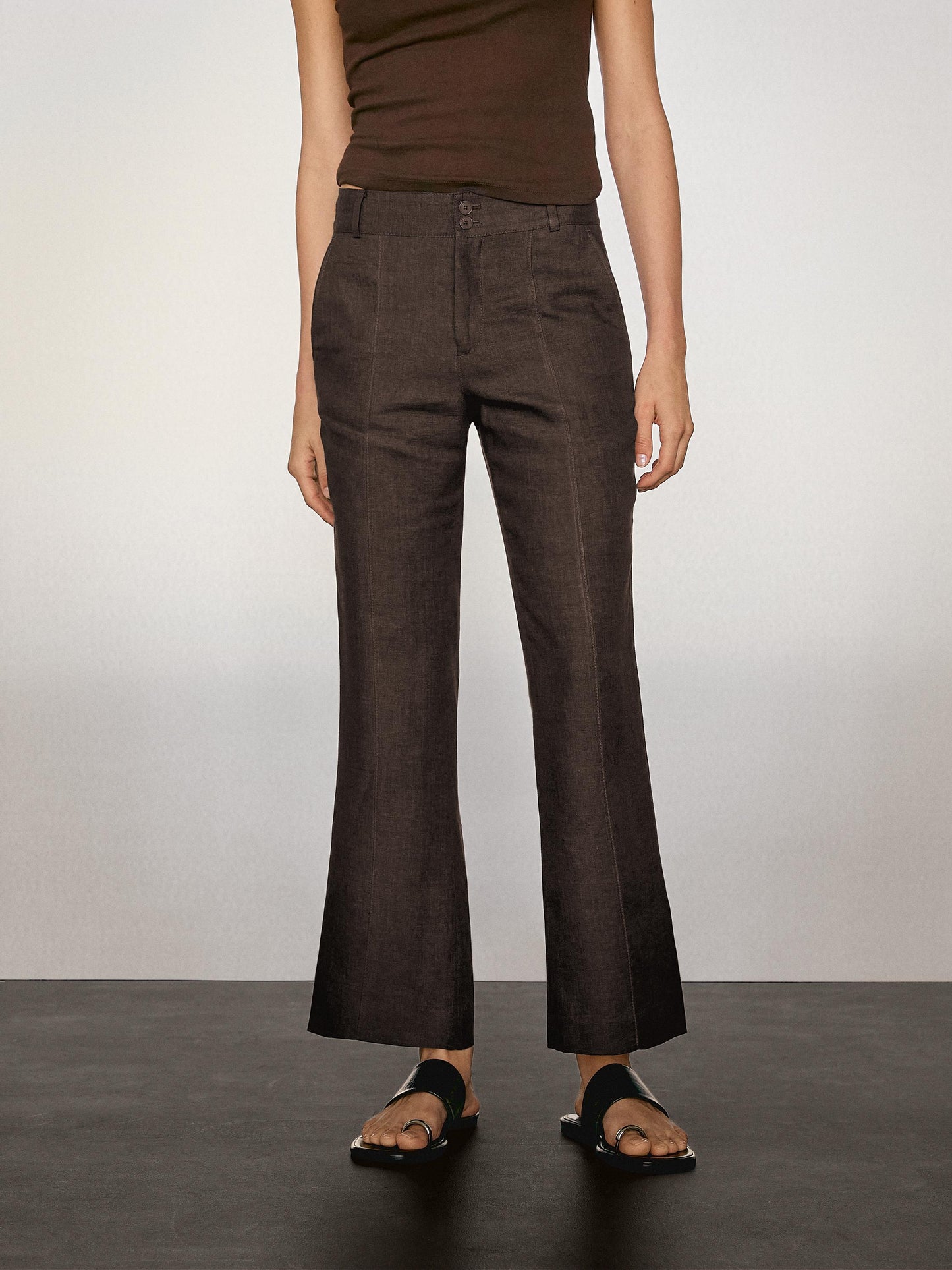 Flare fit trousers 100% linen
