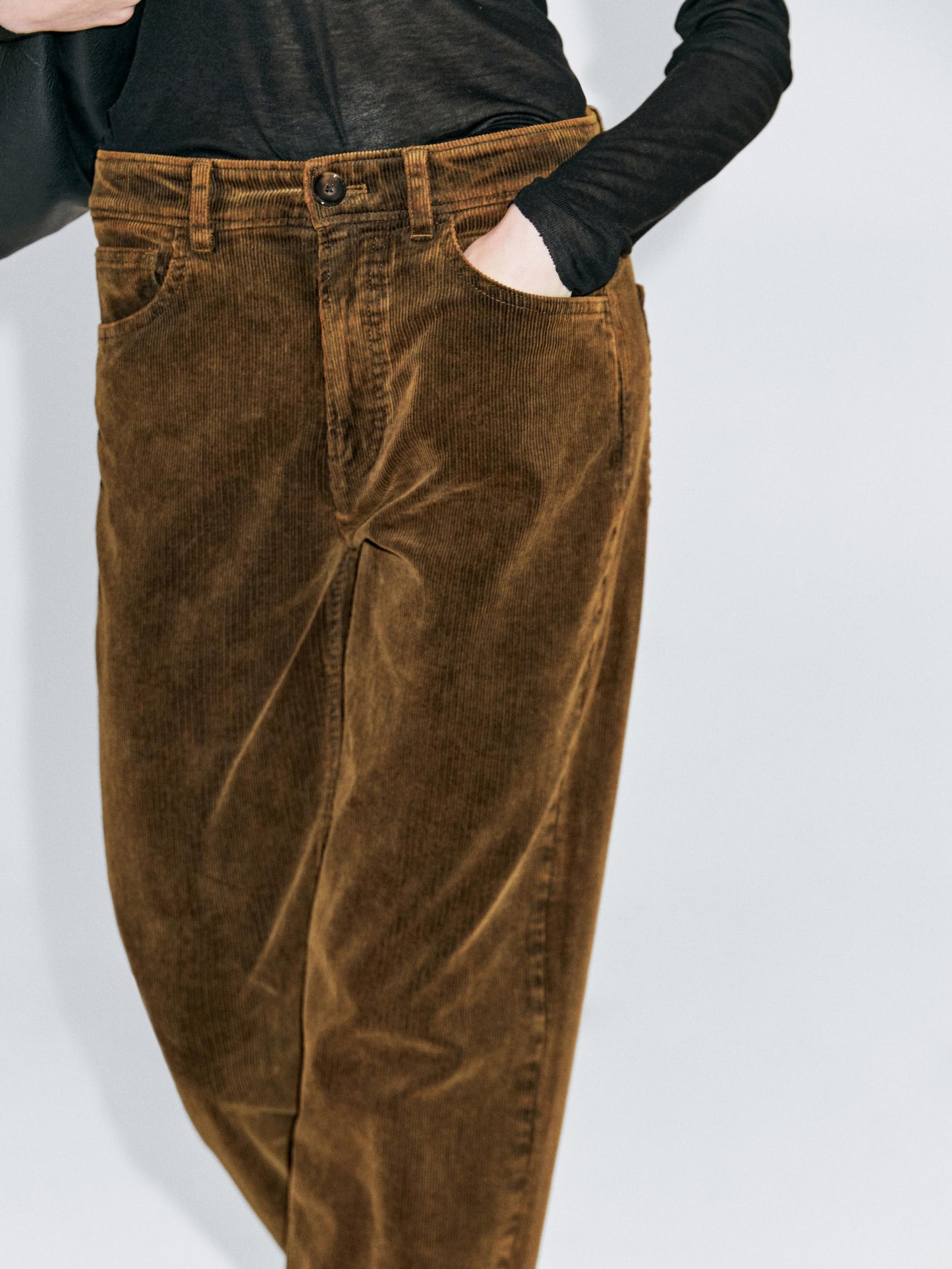 Straight-leg sulphur dye corduroy trousers · Black, Mustard Yellow · Dressy | Massimo Dutti
