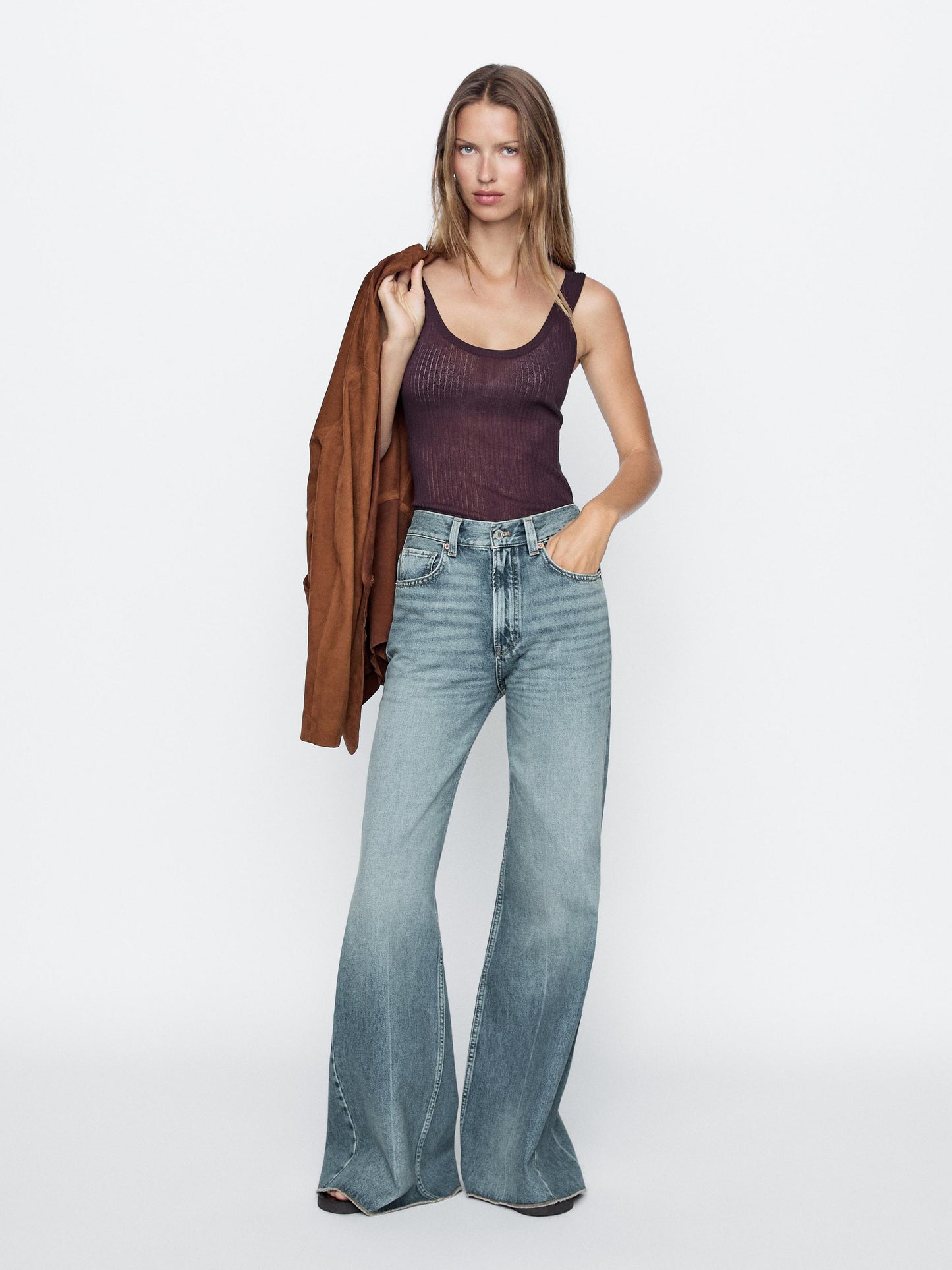 Flared high-waist cotton jeans