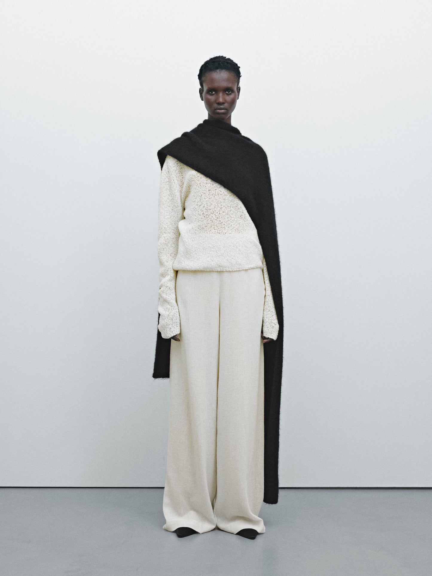 Wool blend garza textured trousers