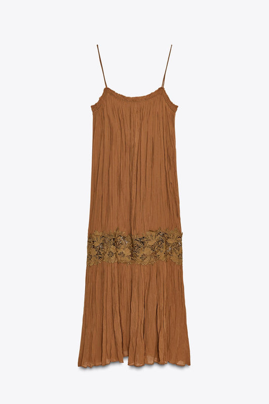 ZW Collection Crinkled Embroidered Dress