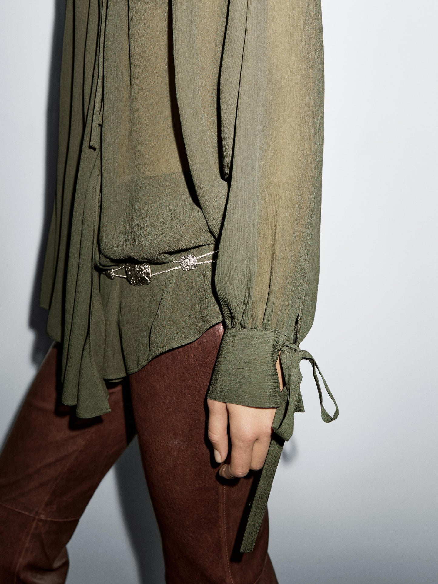 Cape blouse with ties