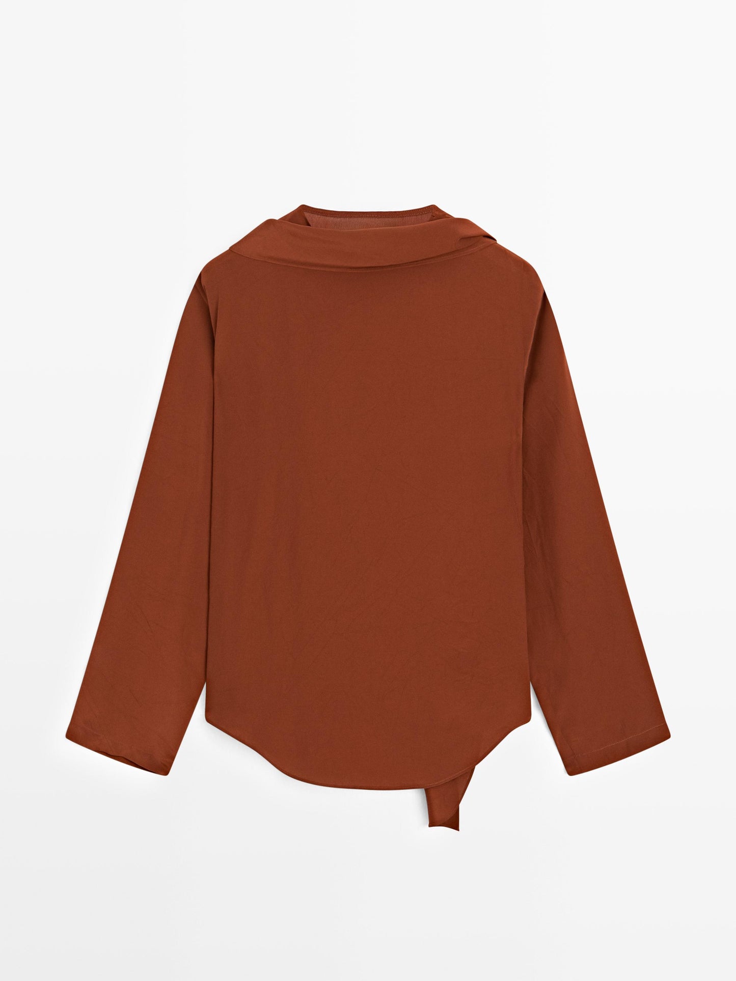 Flowing blouse with tied neck