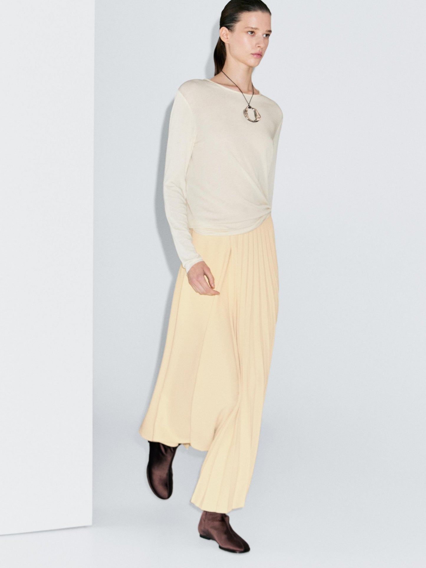 Asymmetric box pleat skirt