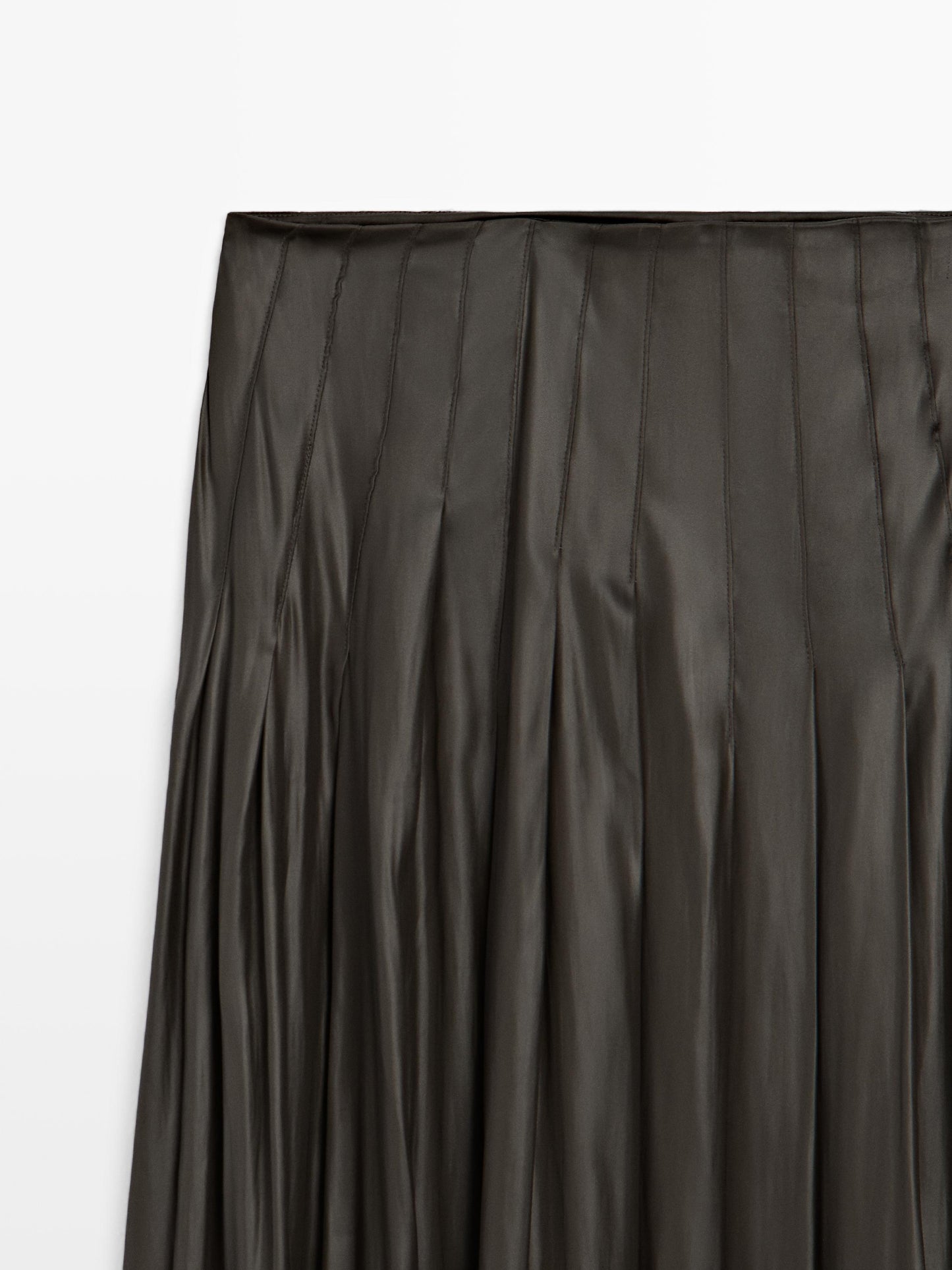 Pintuck midi skirt with waxed finish