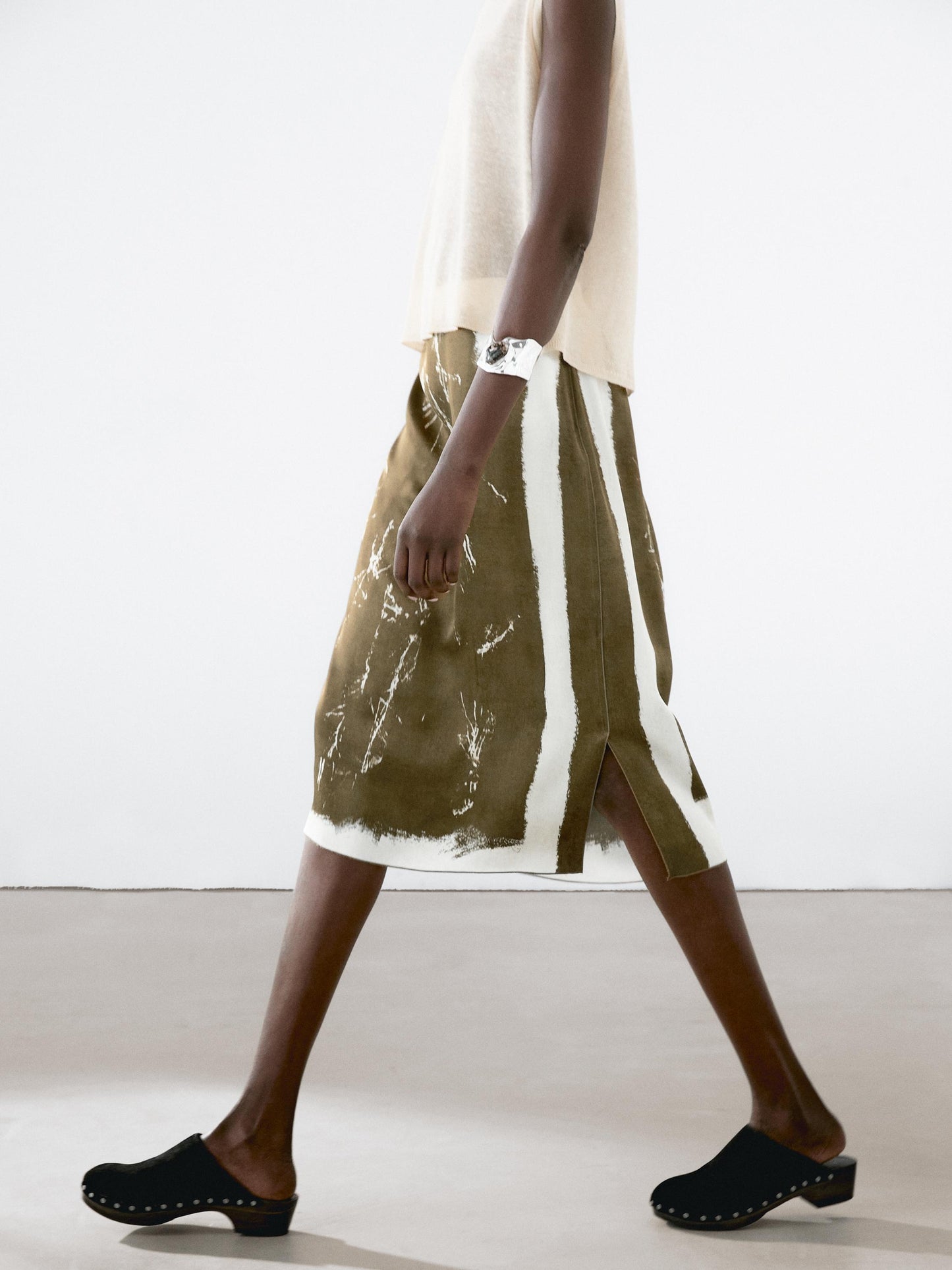 Printed flowing skirt