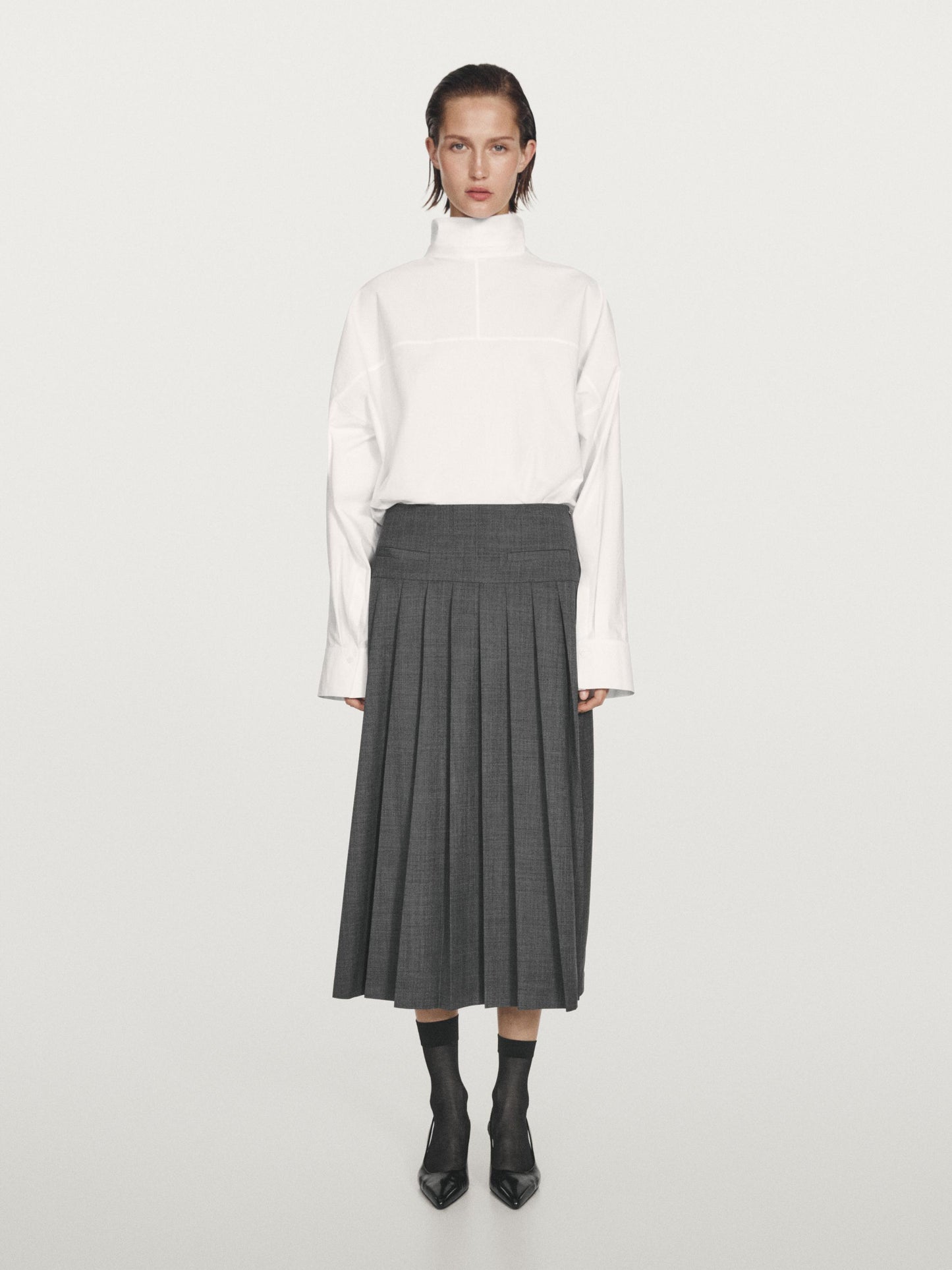 Midi skirt with box pleats