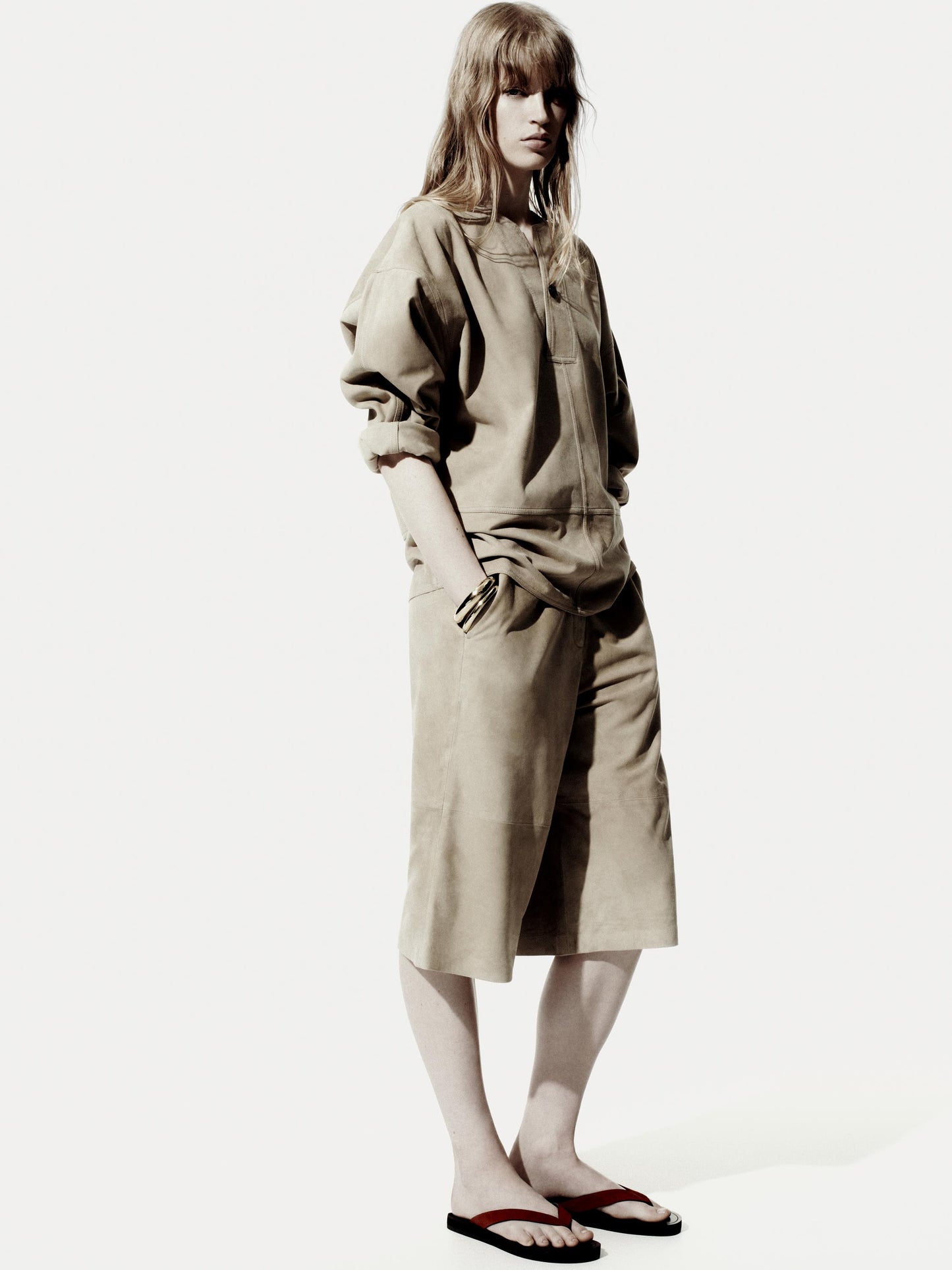 Long suede leather Bermuda shorts