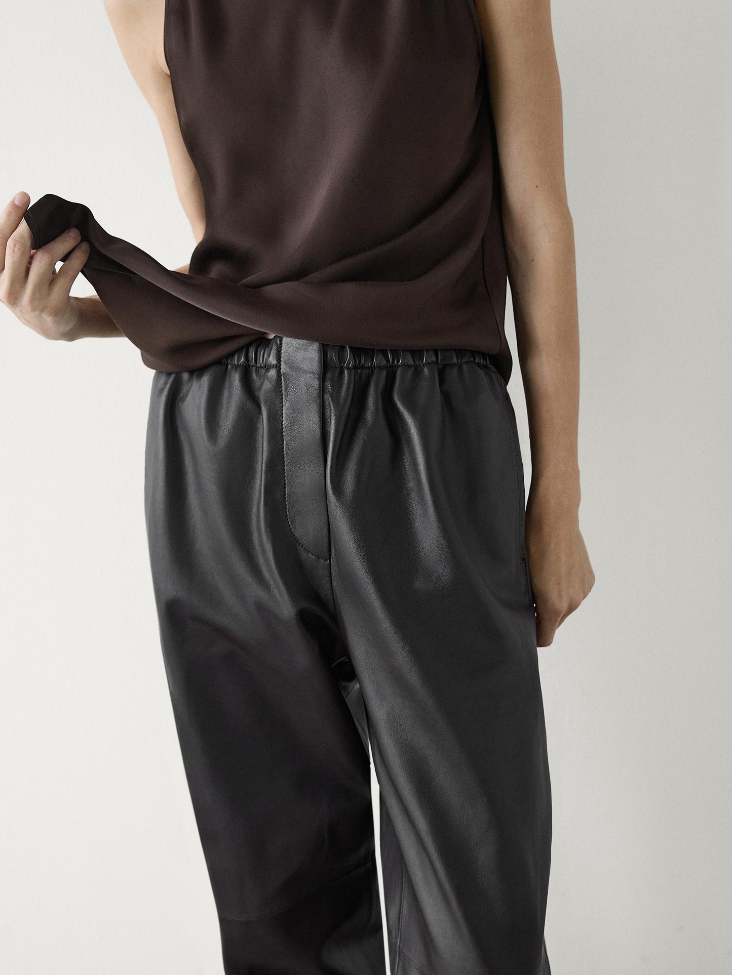 Nappa leather parachute trousers