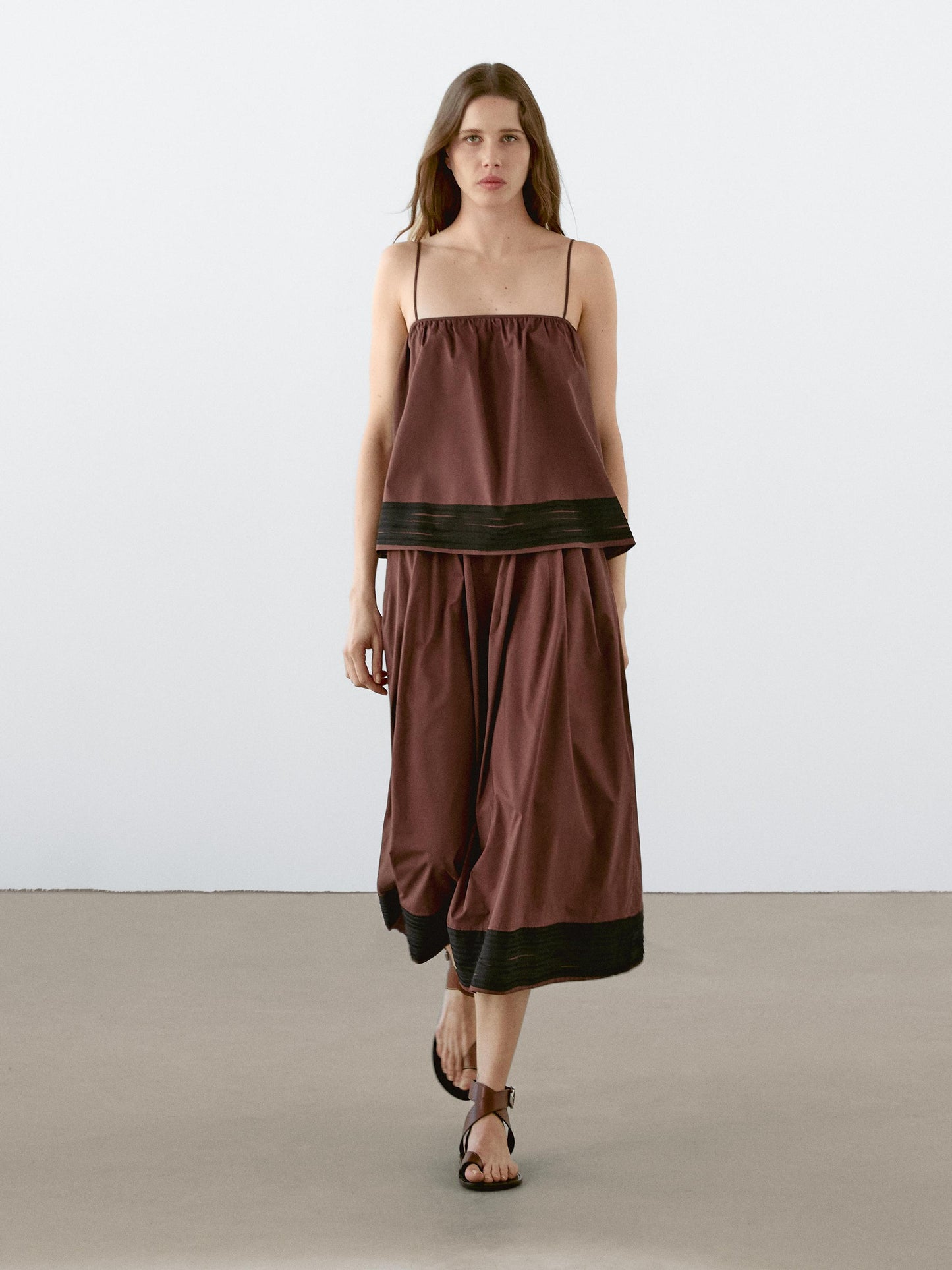Short strappy top with ribbon details