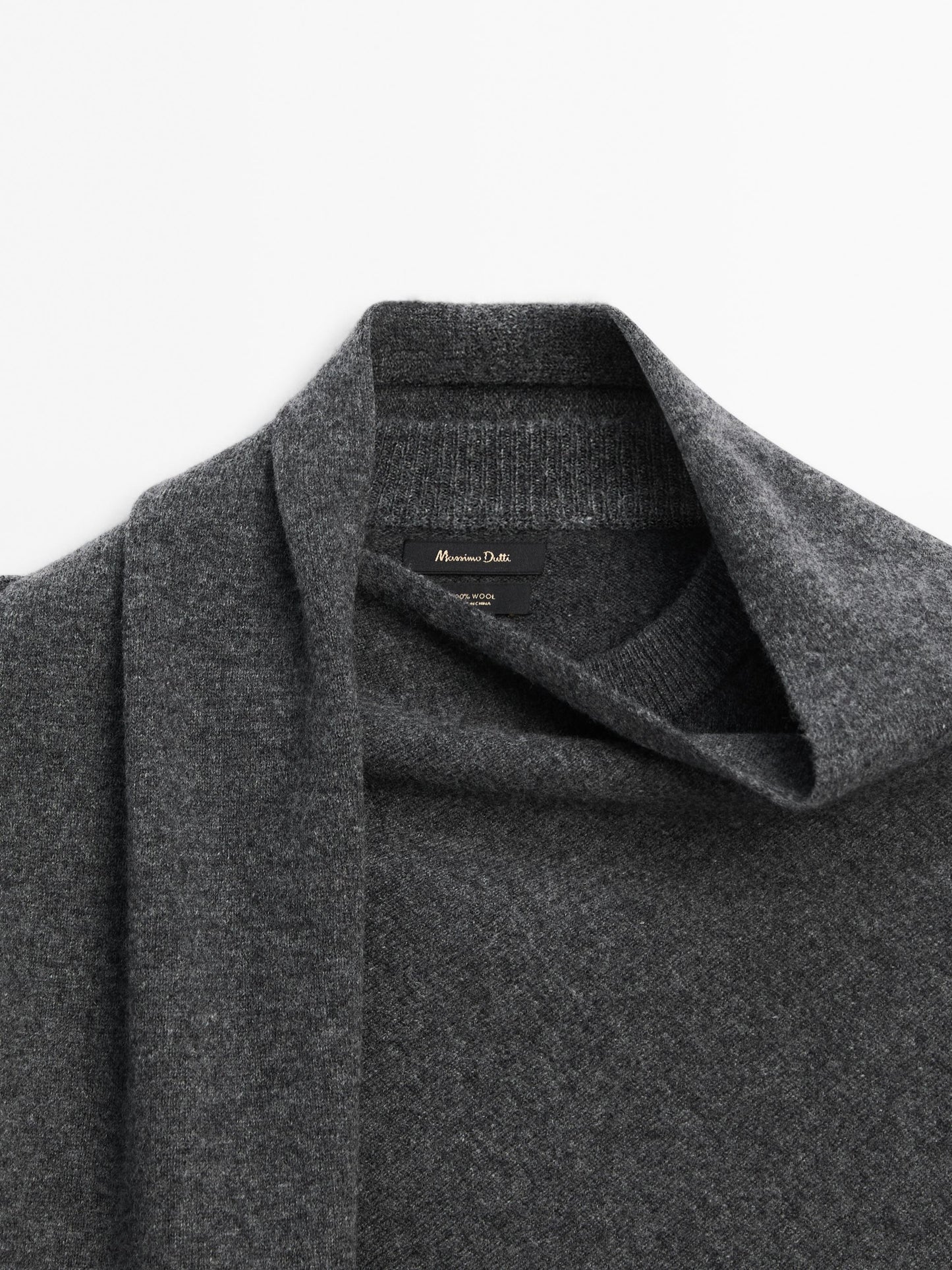 100% wool sweater with scarf