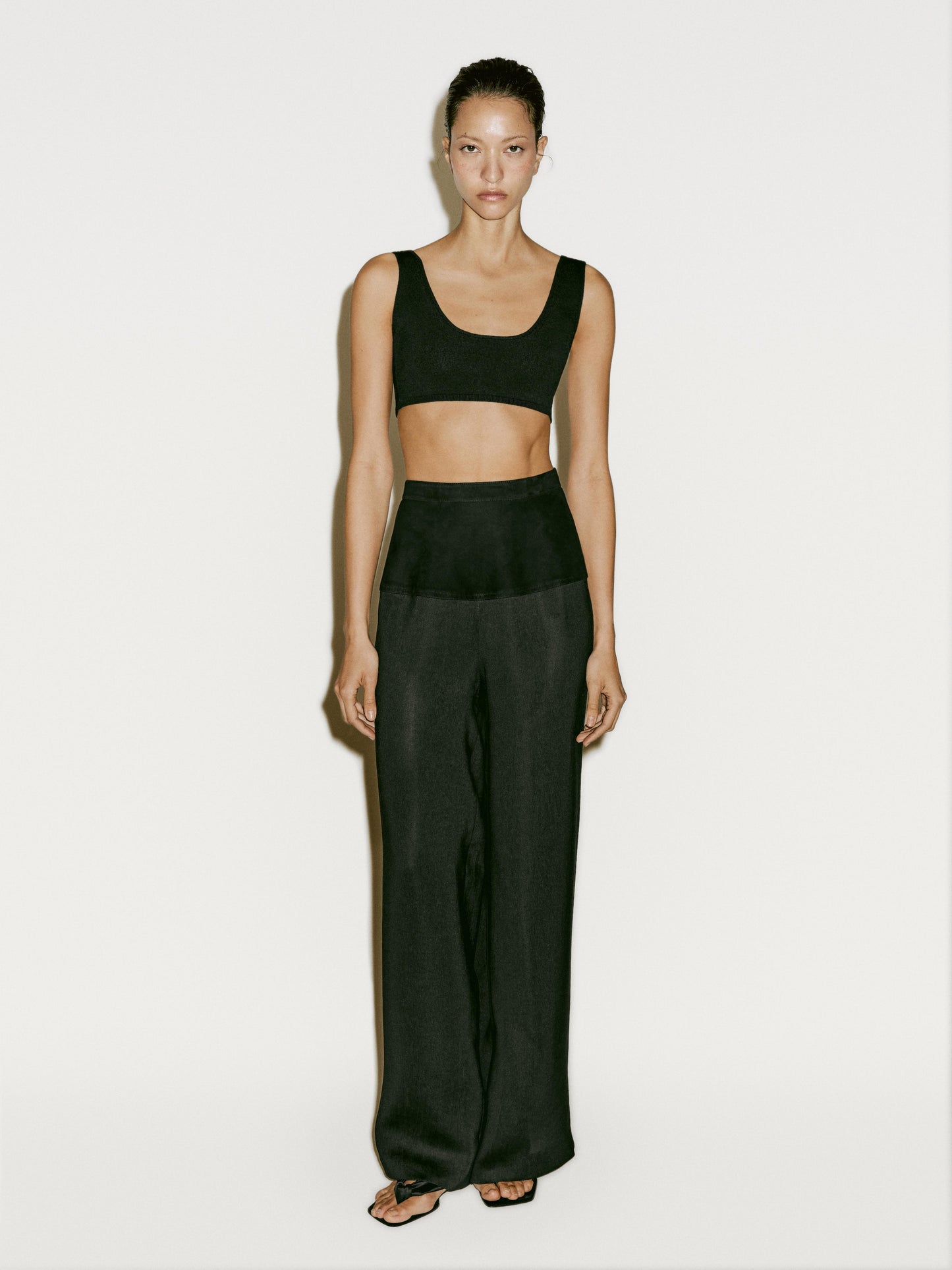Fine knit bralette with straps
