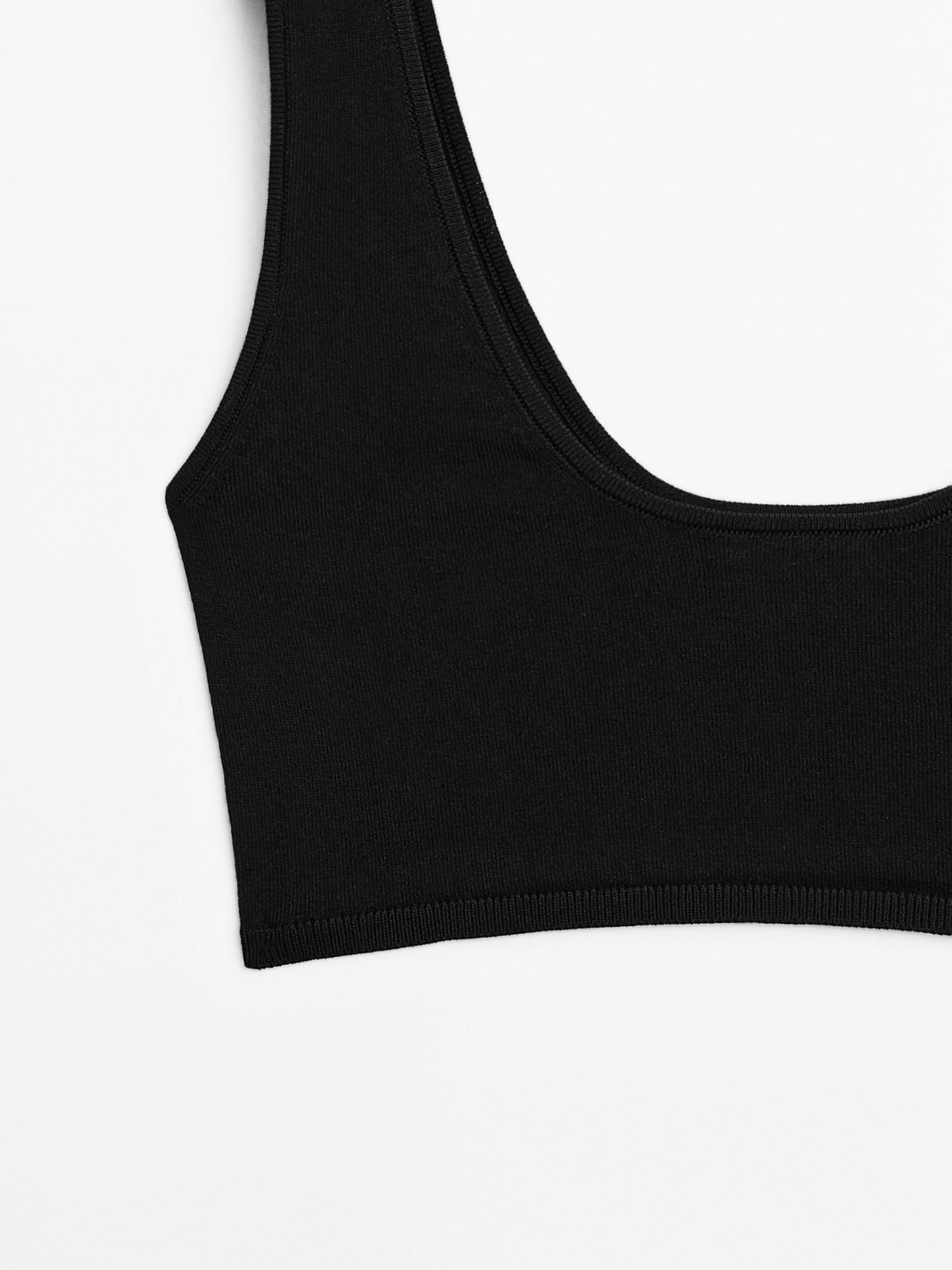 Fine knit bralette with straps