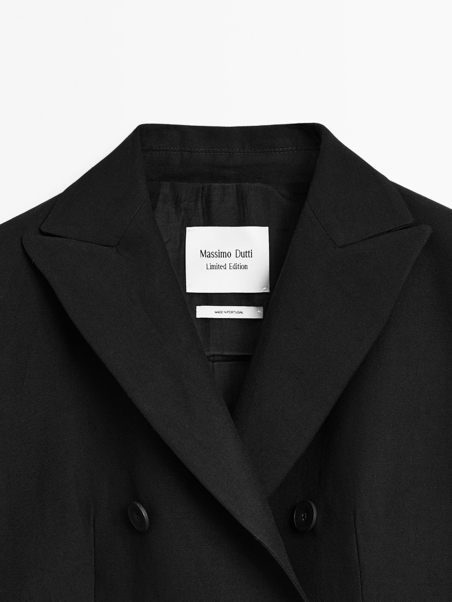Fitted double-breasted blazer