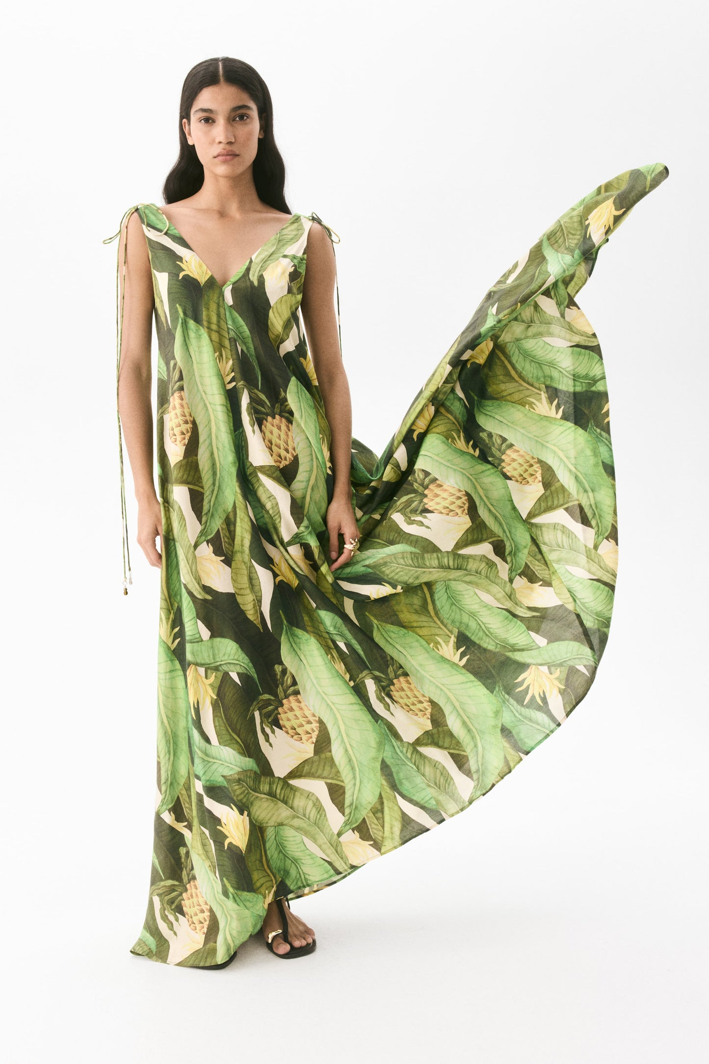 Voluminous maxi dress