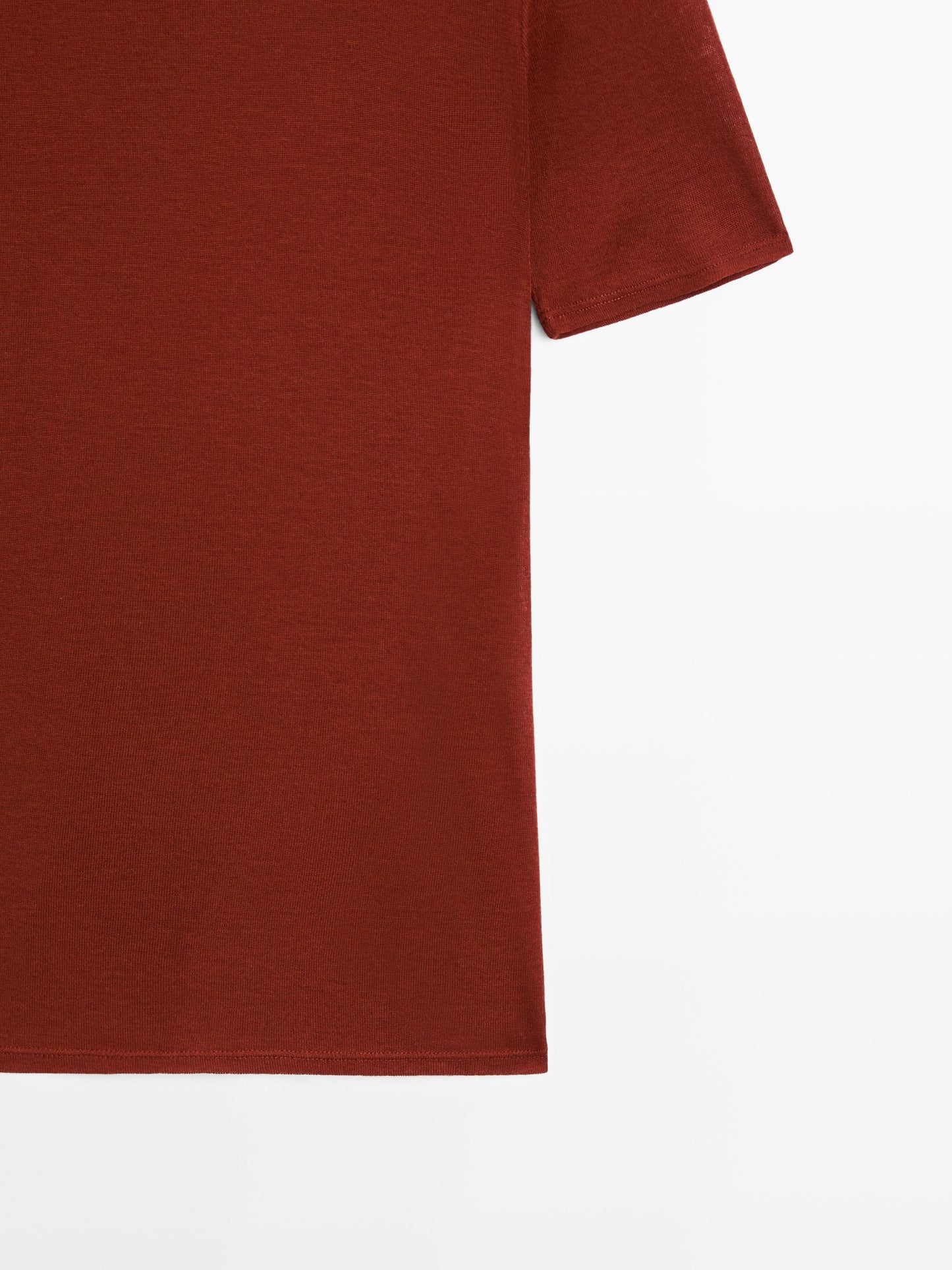 High neck T-shirt with short sleeves