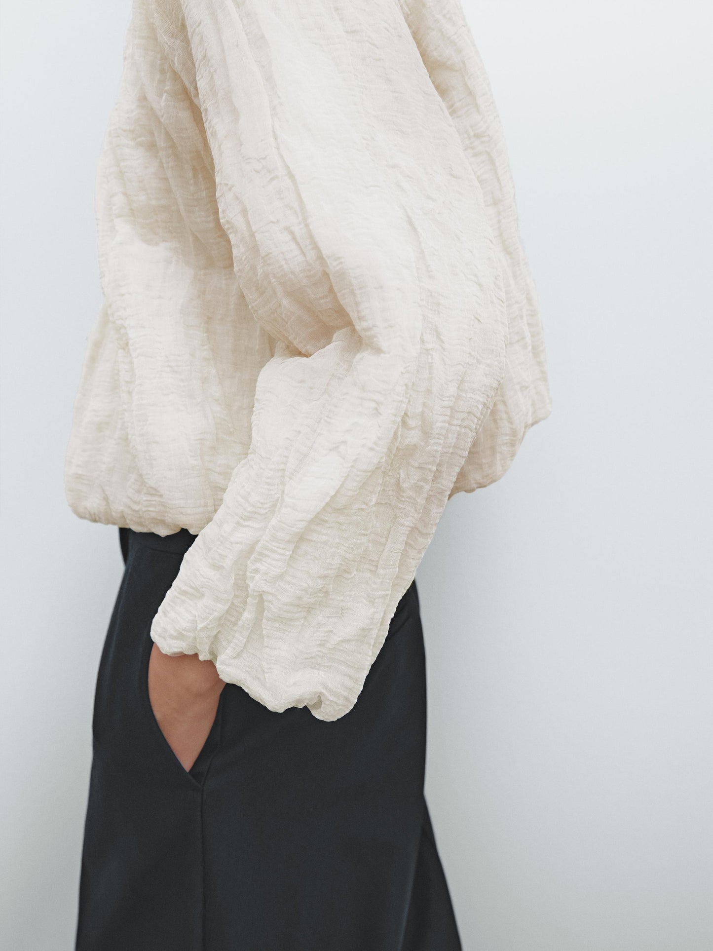 Cropped bomber jacket