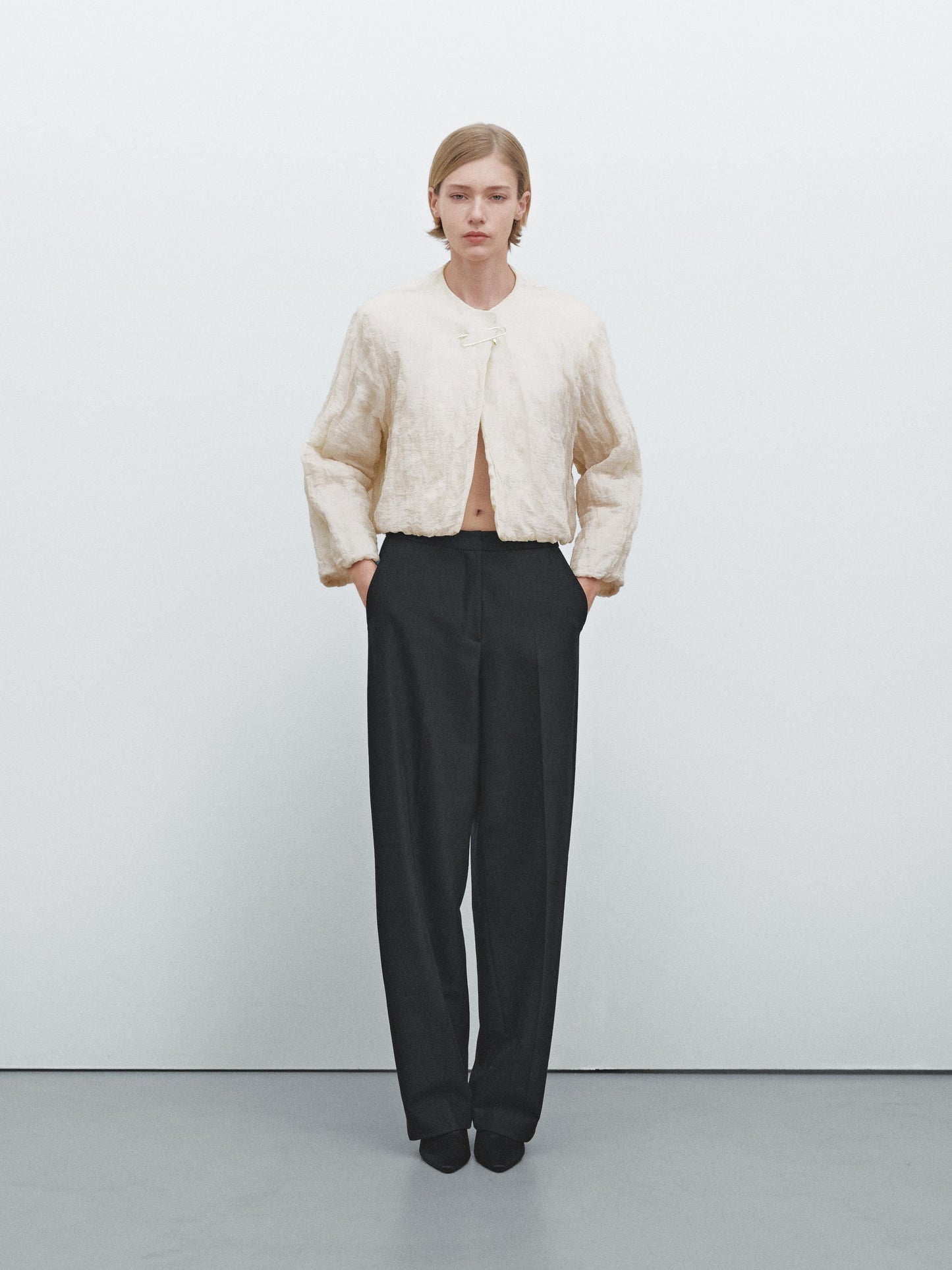 Cropped bomber jacket