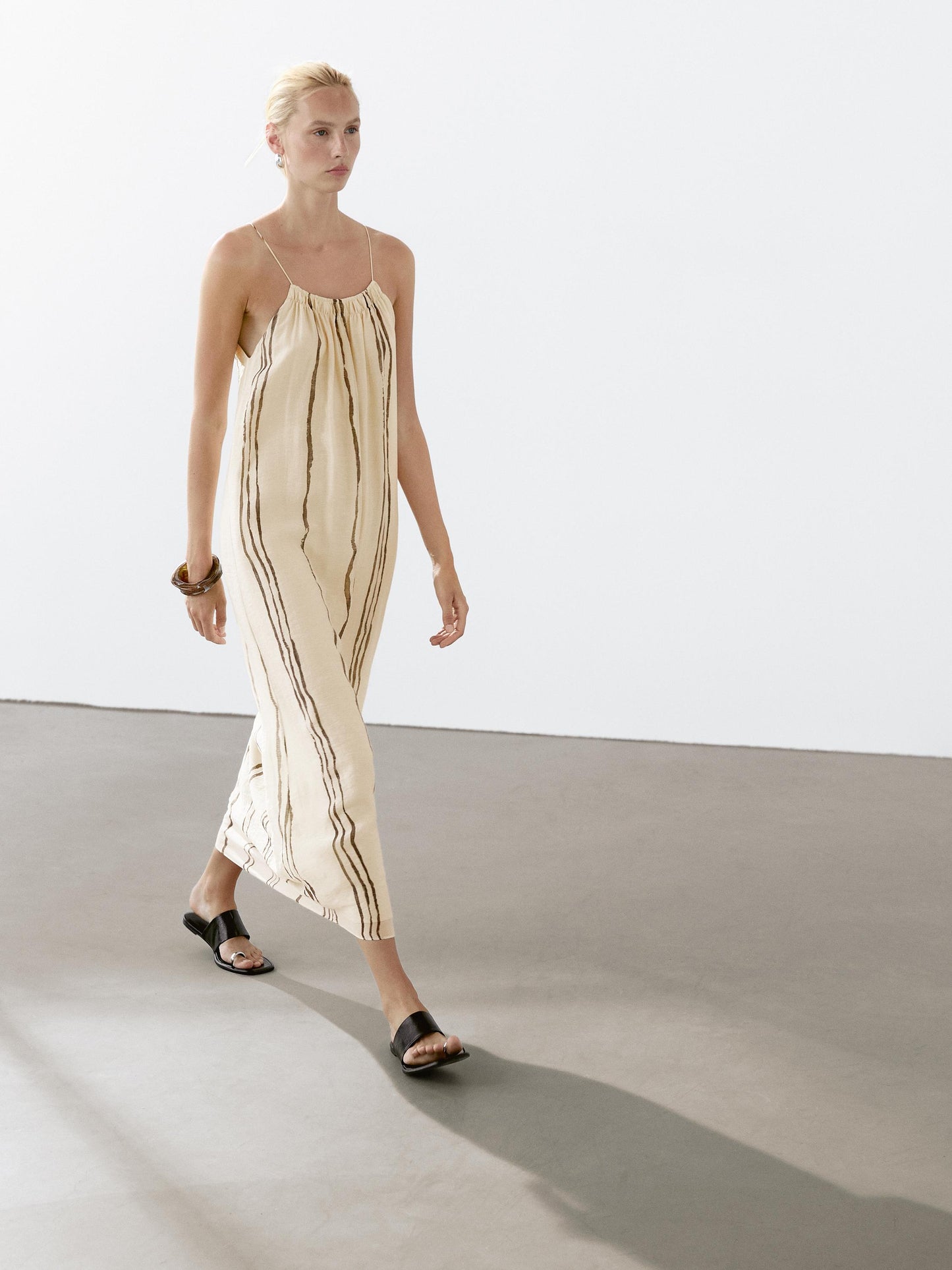 Flowing stripe print midi dress