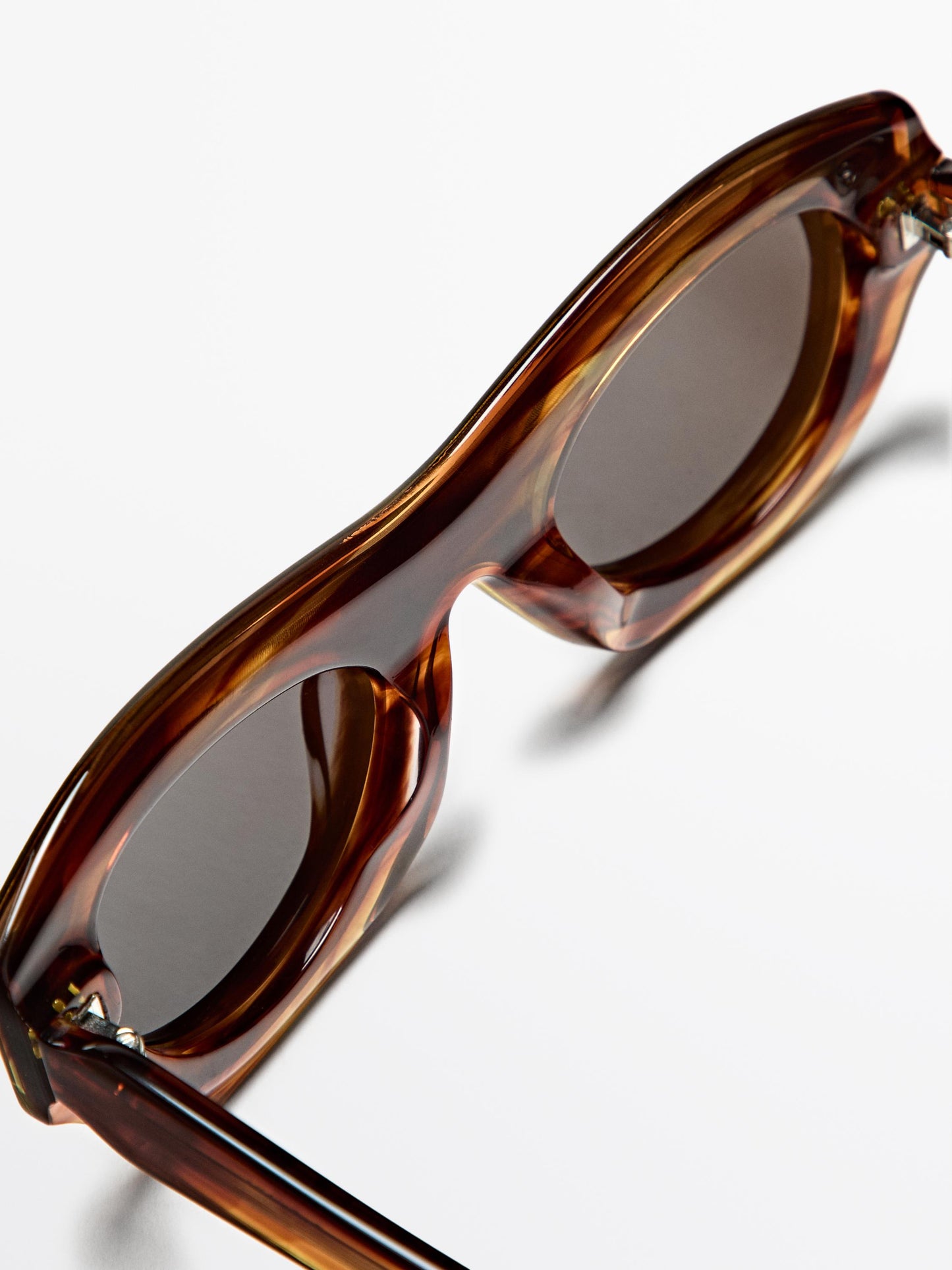 Double-effect sunglasses