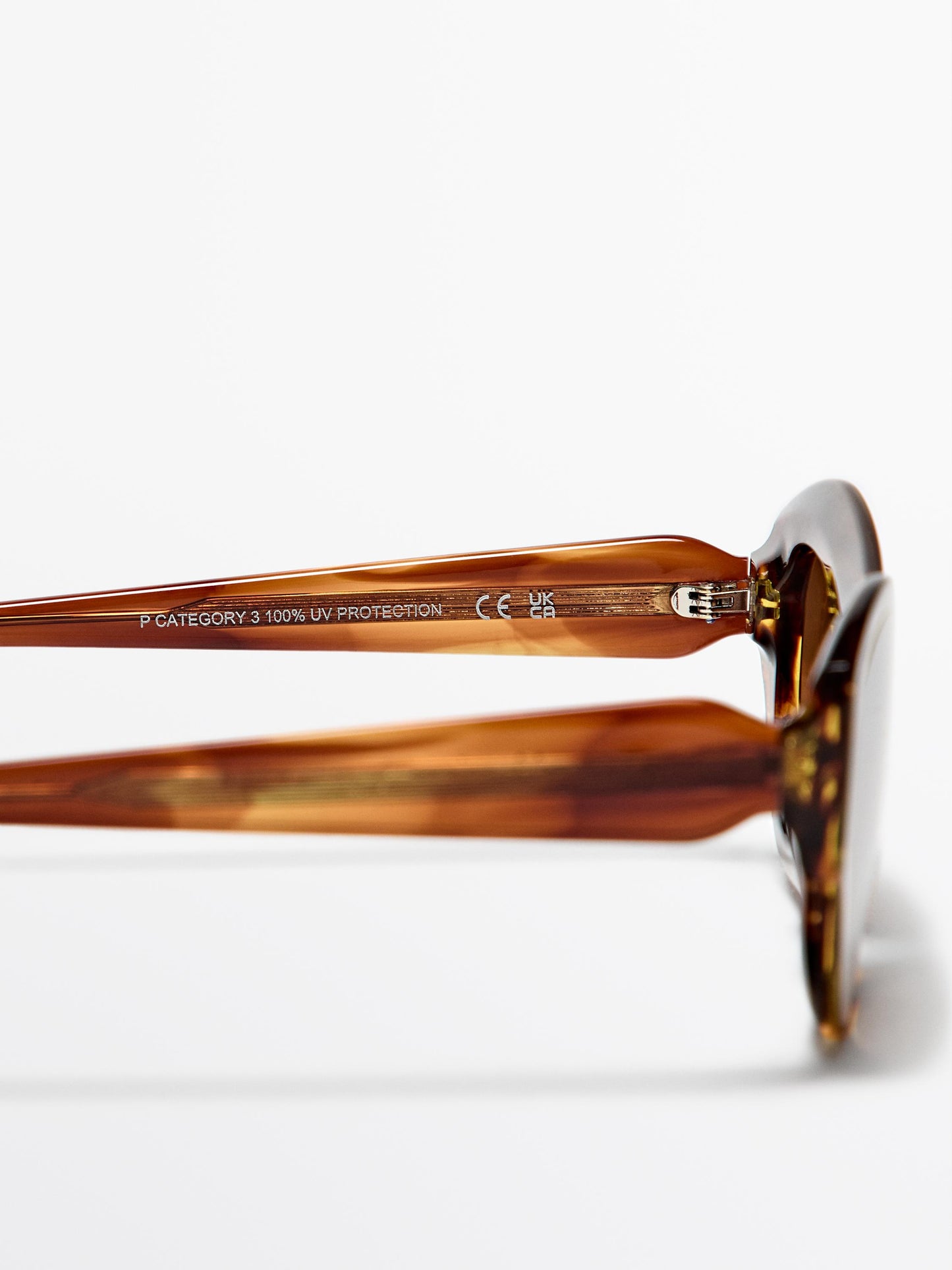 Double-effect sunglasses