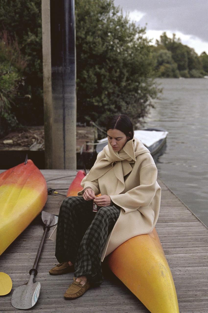 Oversized Wool Blend Coat With Scarf Zw Collection