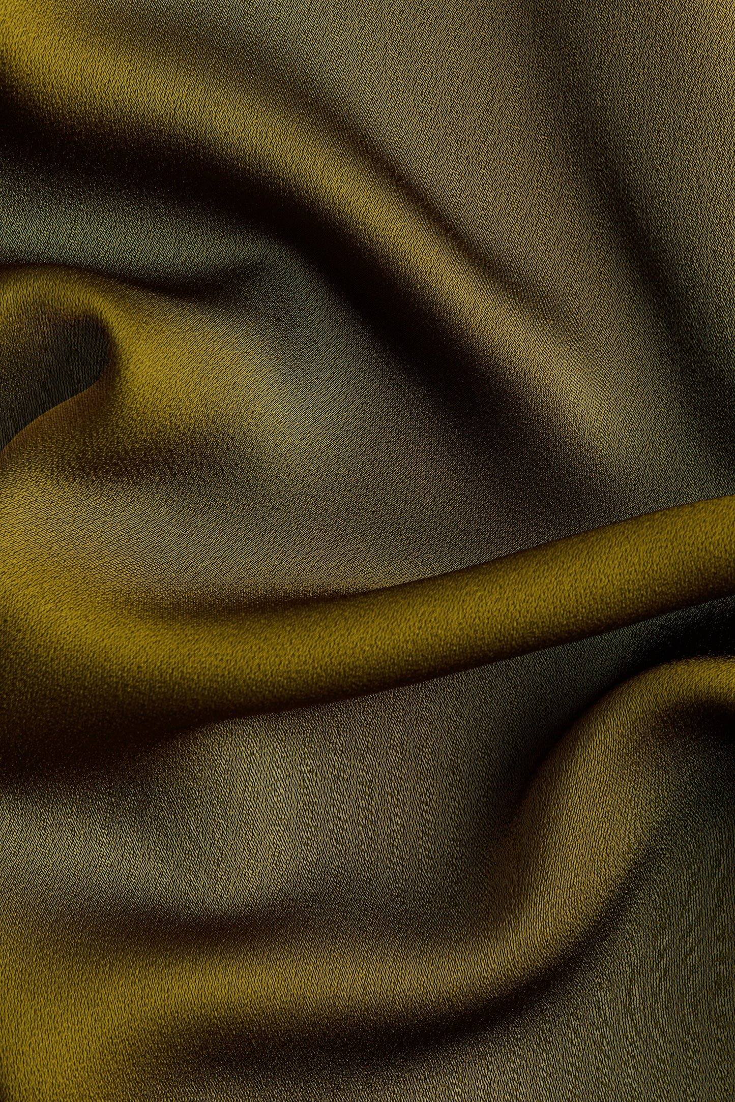 Open-back tie-detail dress
