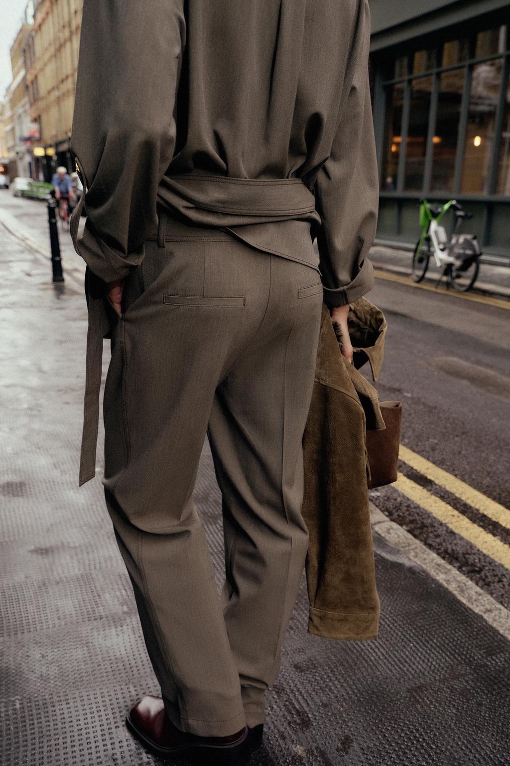 Straight-Leg Trousers With Topstitching