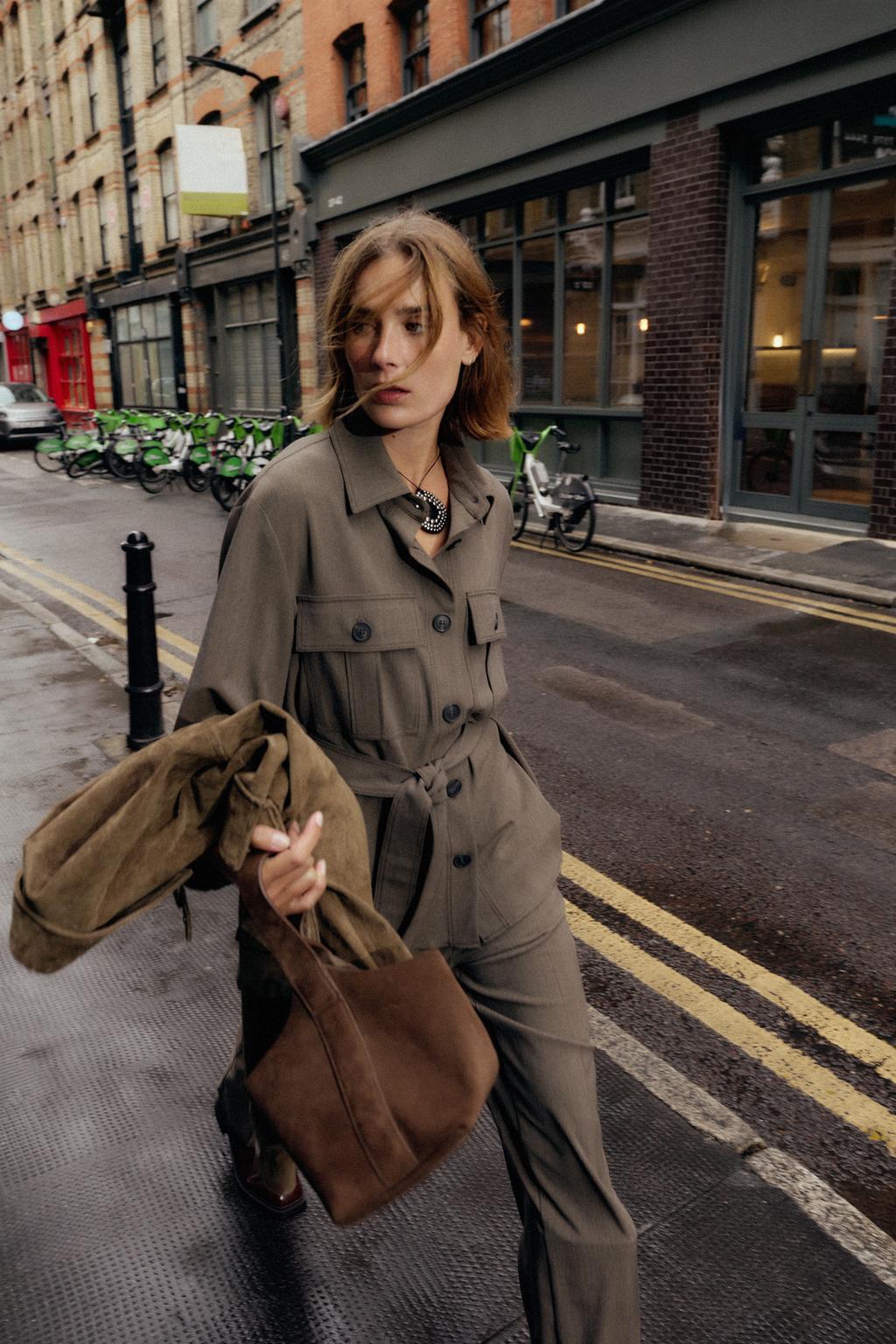 Roll-Up Sleeve Shirt With Belt