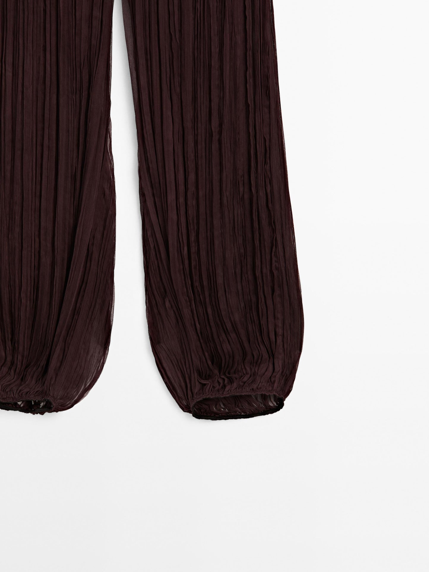 Flowing pleated balloon trousers