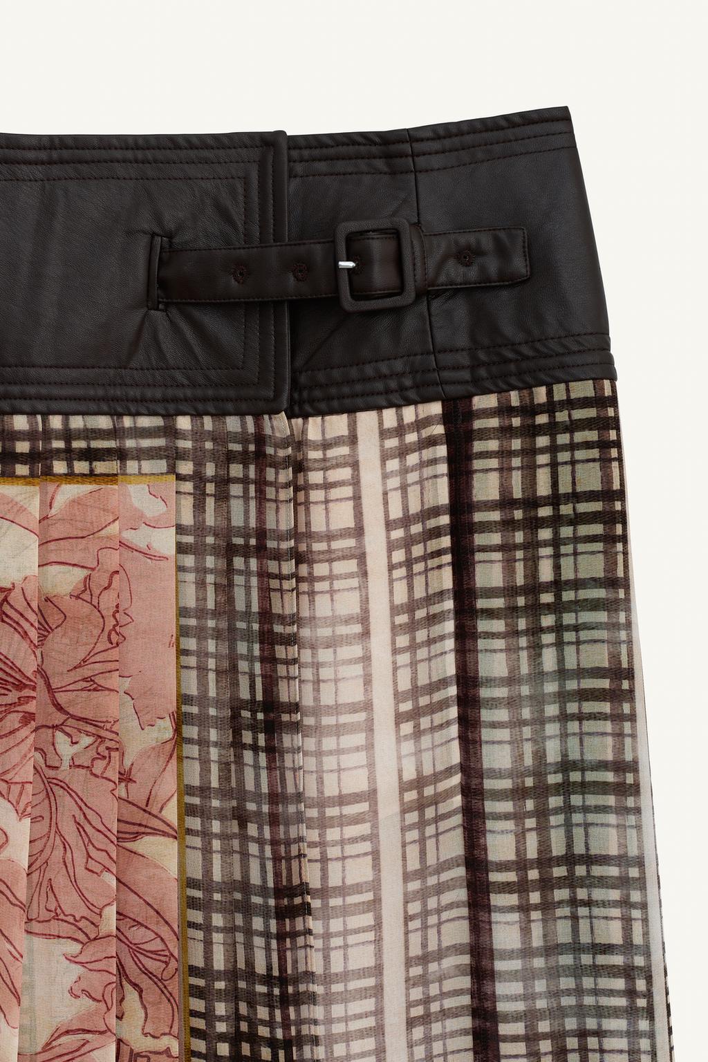 Limited Edition Scarf Pleated Skirt