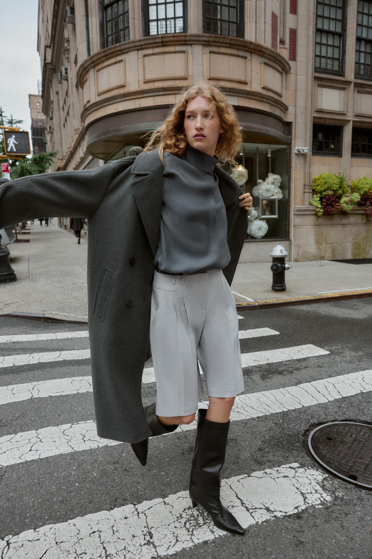 Long Bermuda Shorts With Pleats
