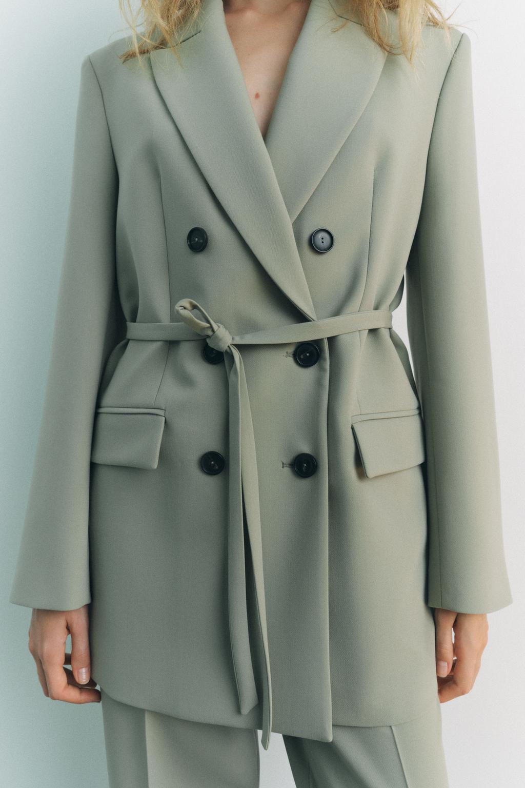 Double-breasted blazer with belt