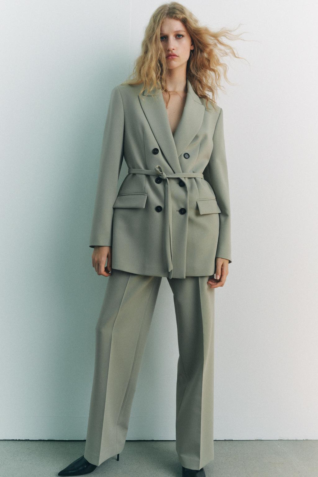 Double-breasted blazer with belt