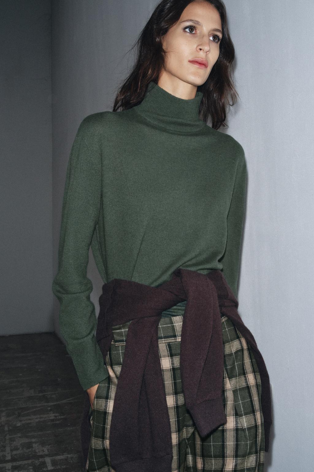 100% Extra Soft Wool Sweater