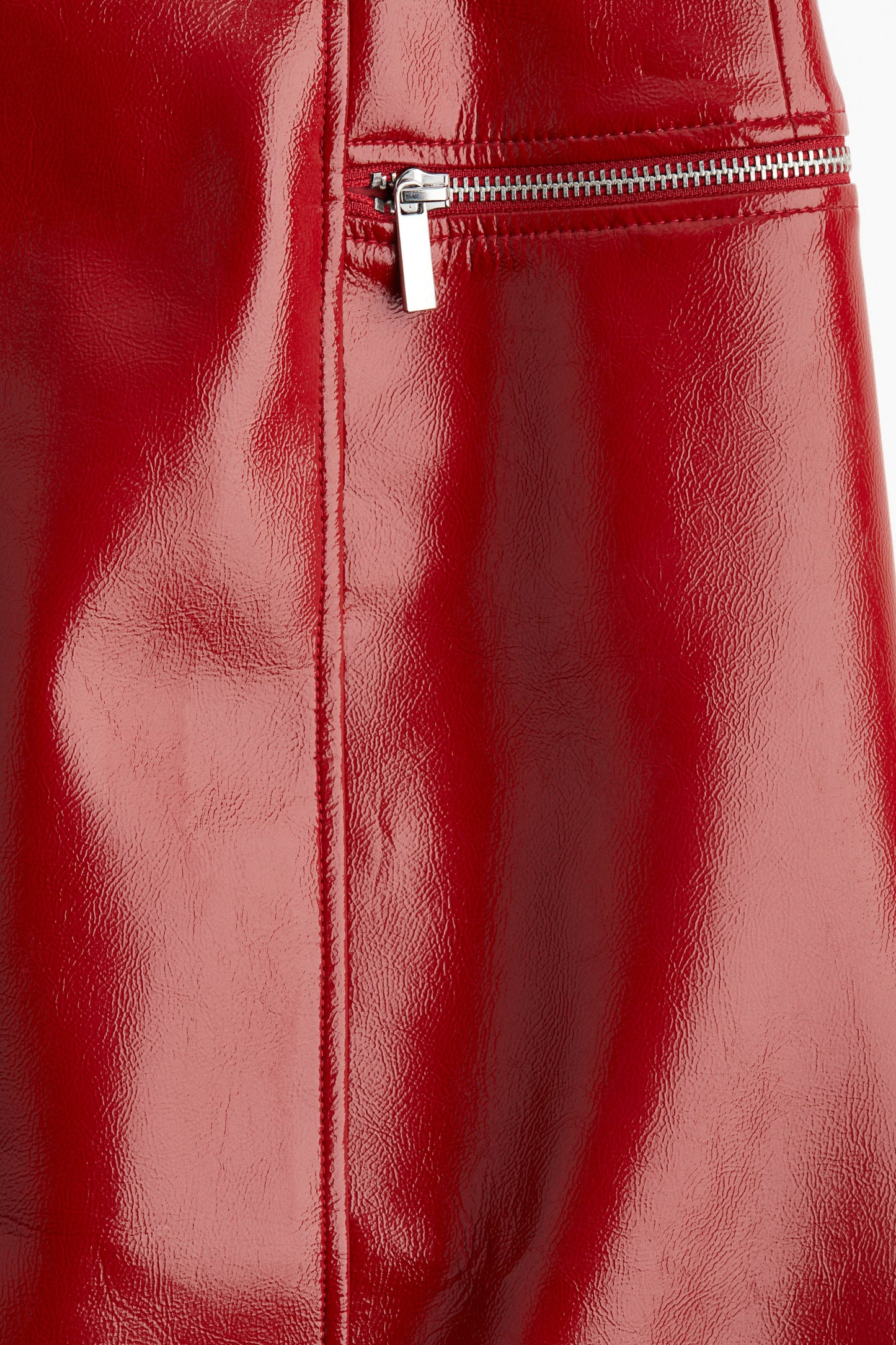 Coated pencil skirt