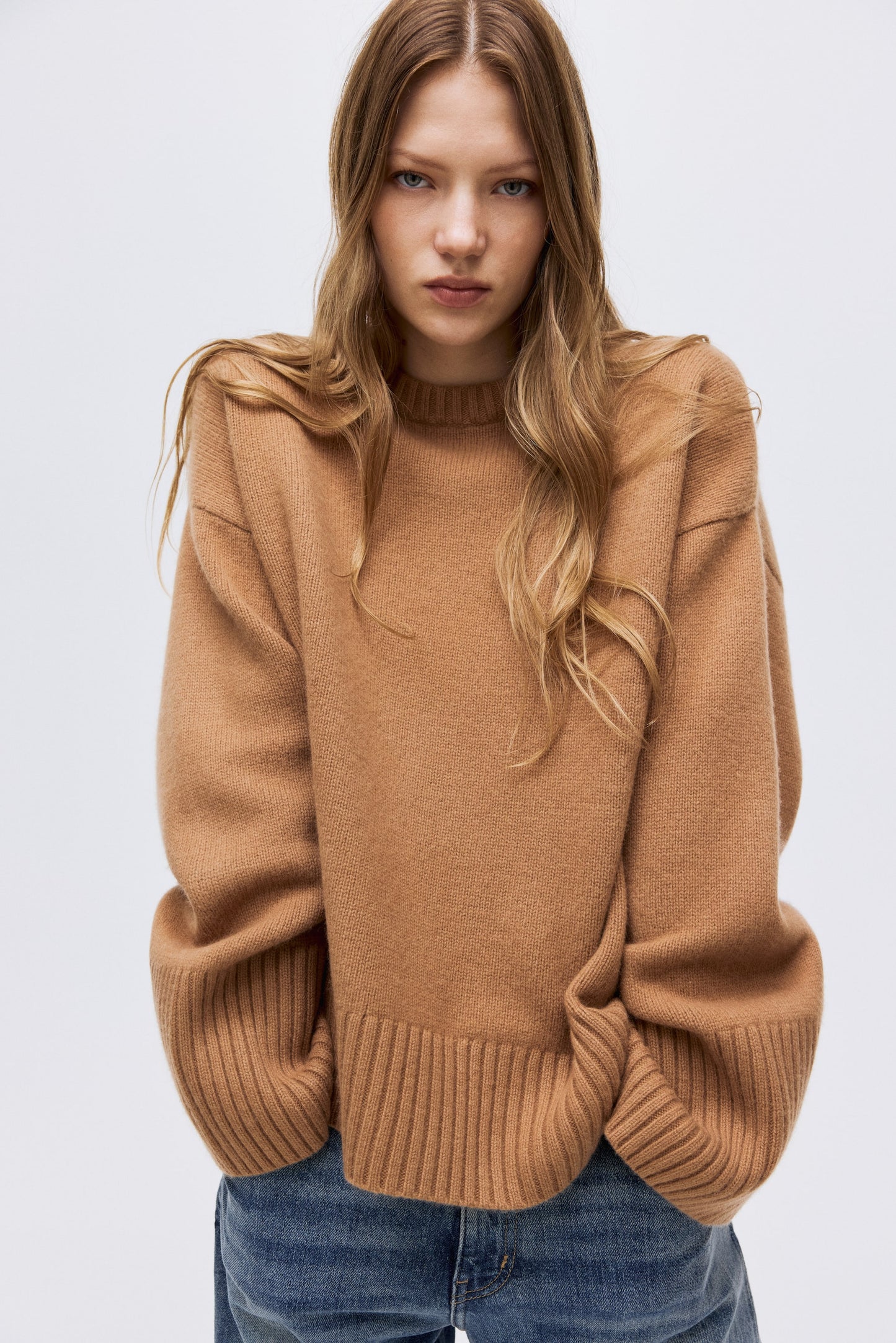 Cashmere-blend jumper