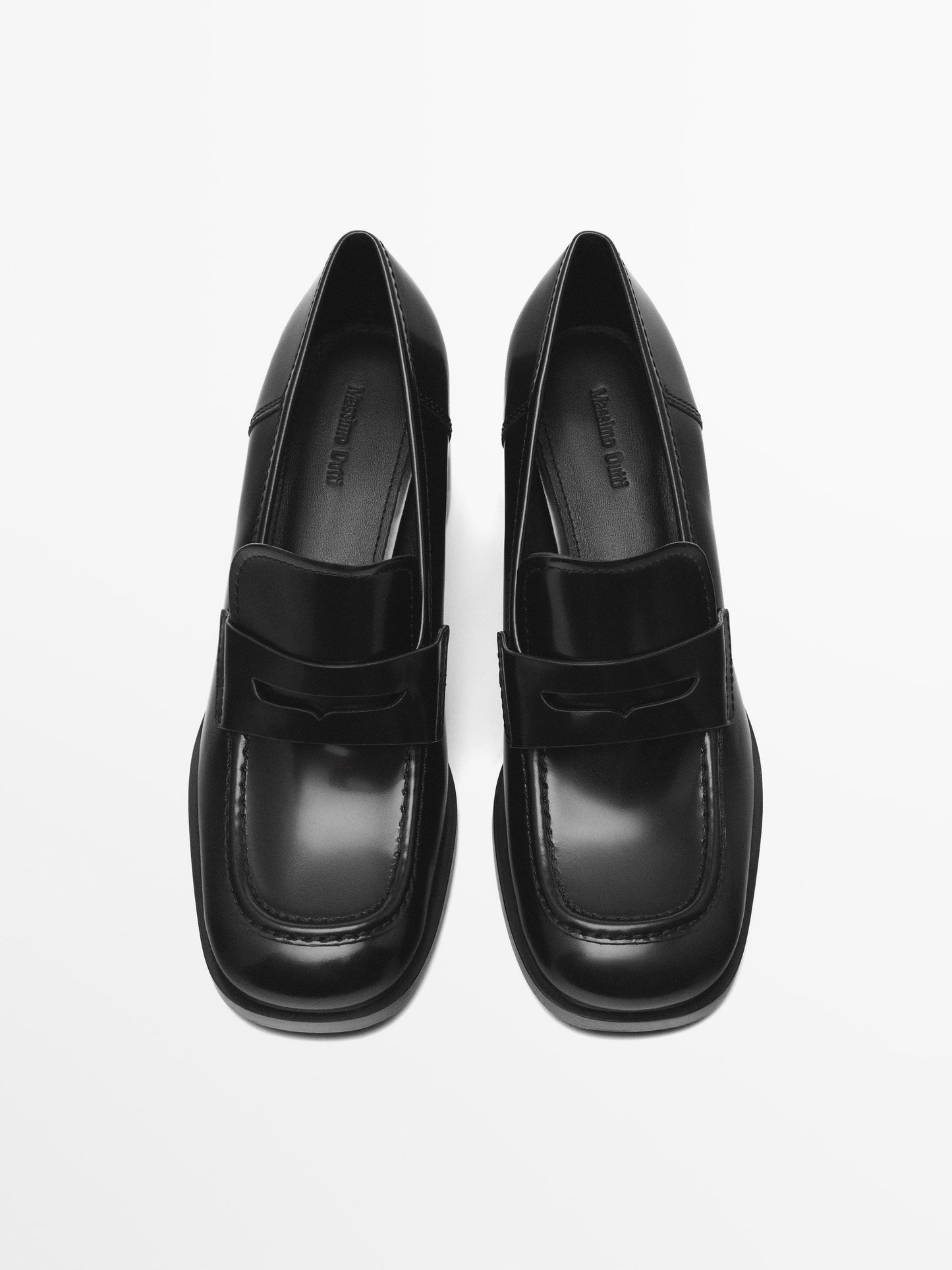 Heeled loafers