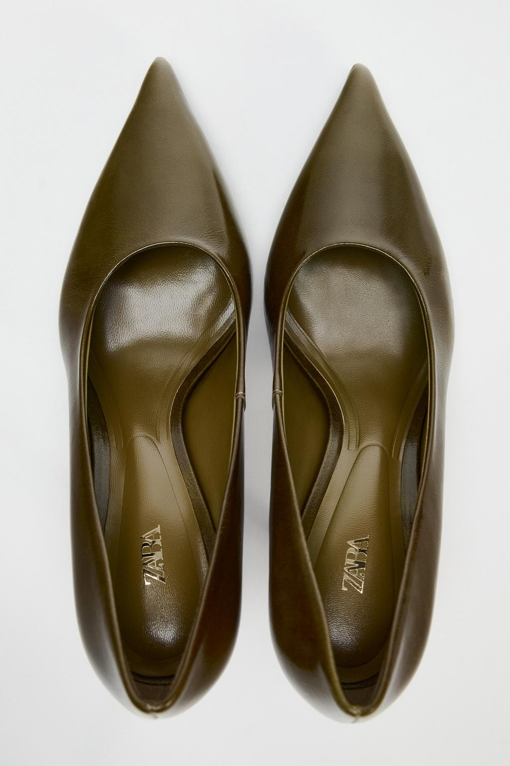 Leather high-heel shoes