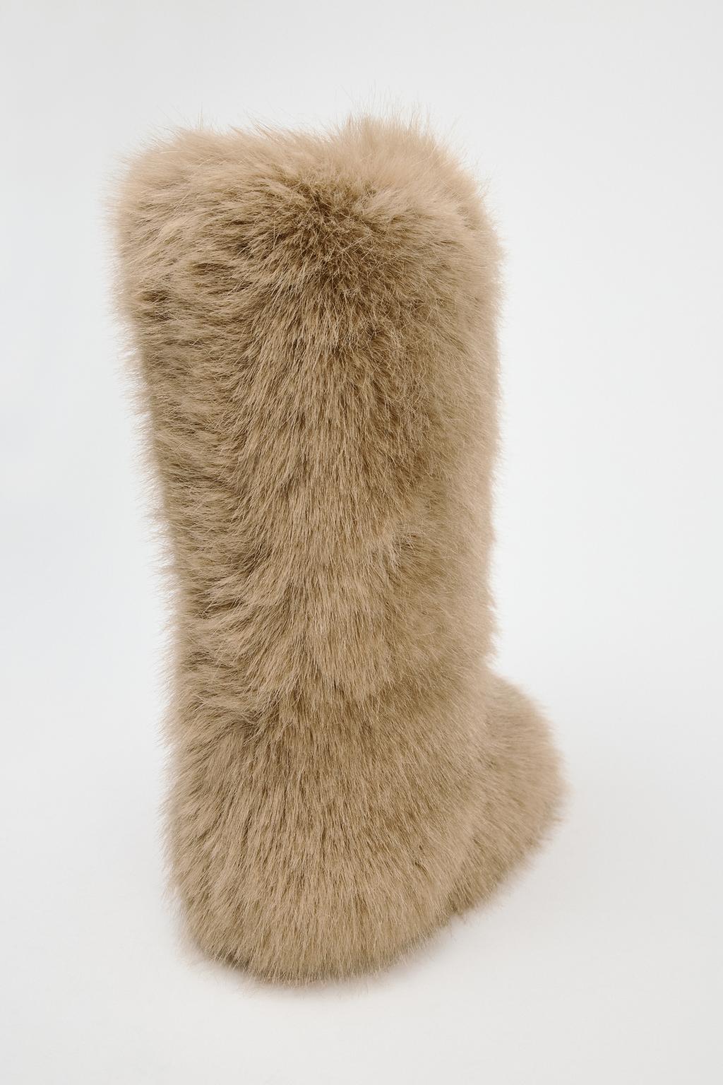 Sheepskin Ski Collection boots