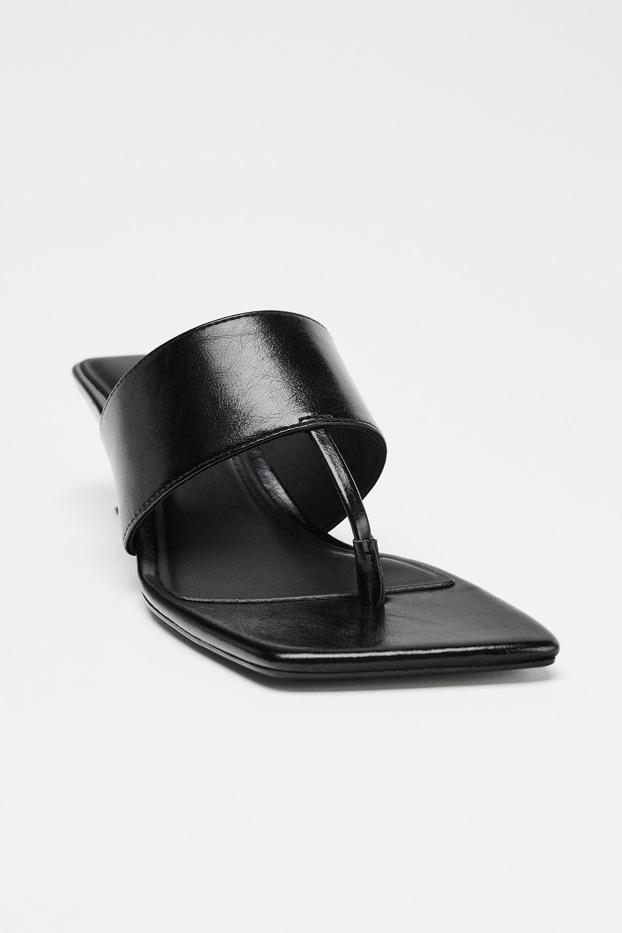 Asymmetric Wedge Heel